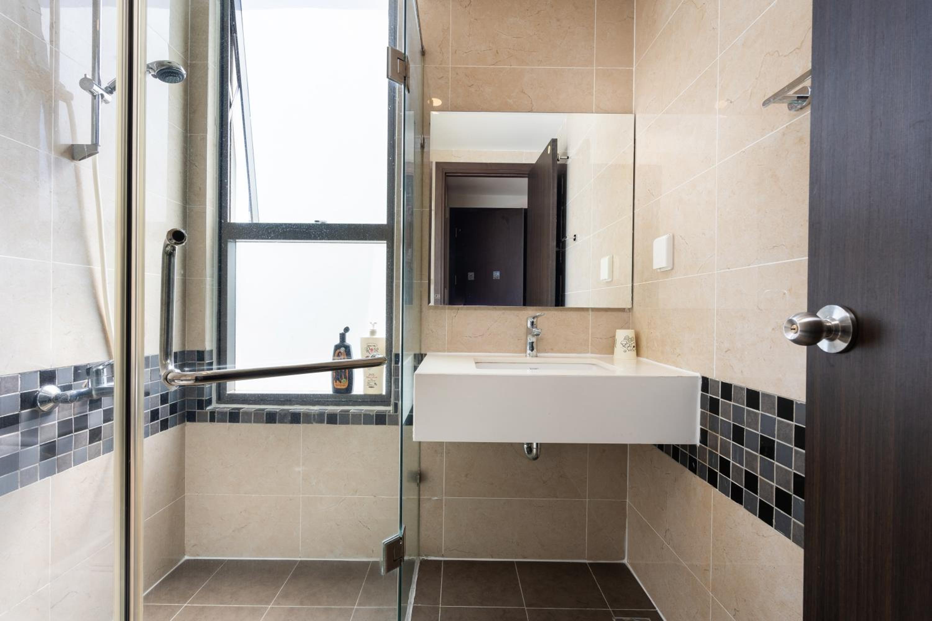 Tresor lovely condo 3 bedrooms in center