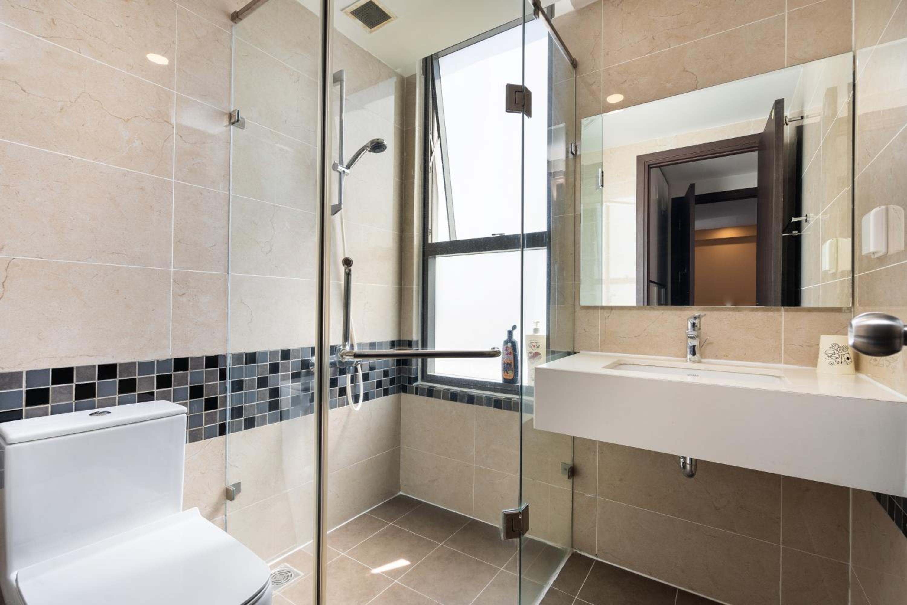 Tresor lovely condo 3 bedrooms in center