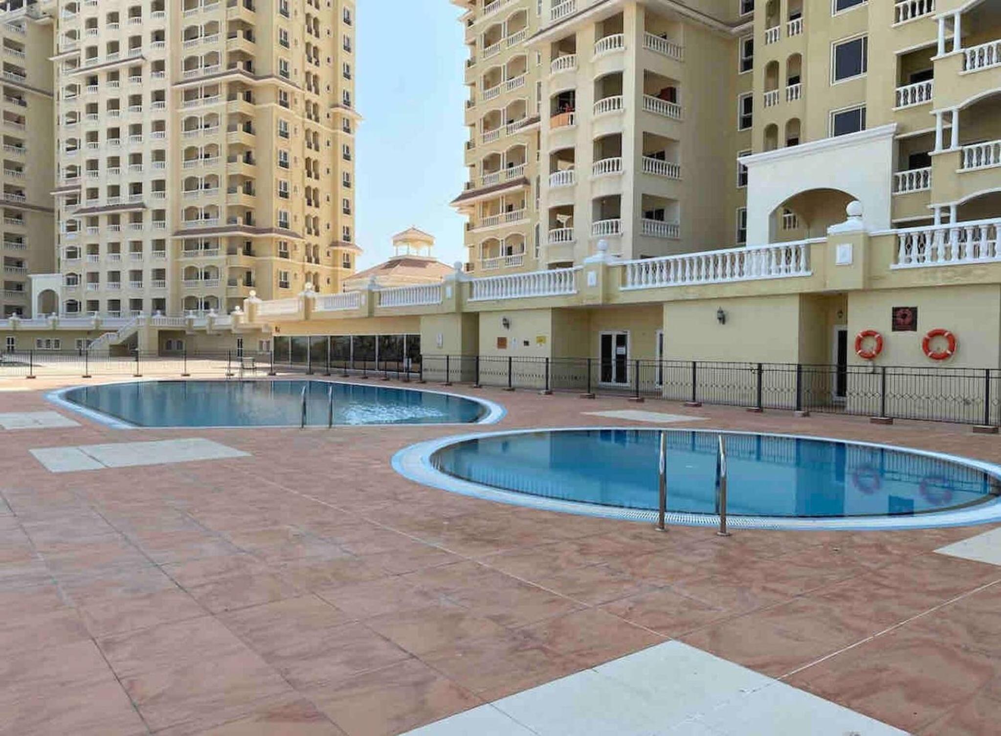 Stunning Gulf Studio With Gym Beach Pool Access