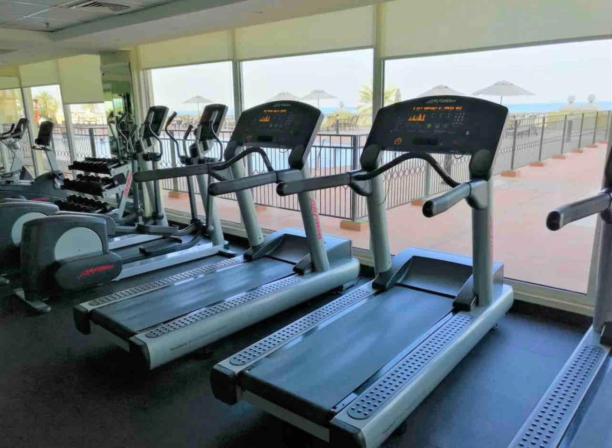 Newly renovated Gulf Studio With Gym beach pool Access, photo 7
