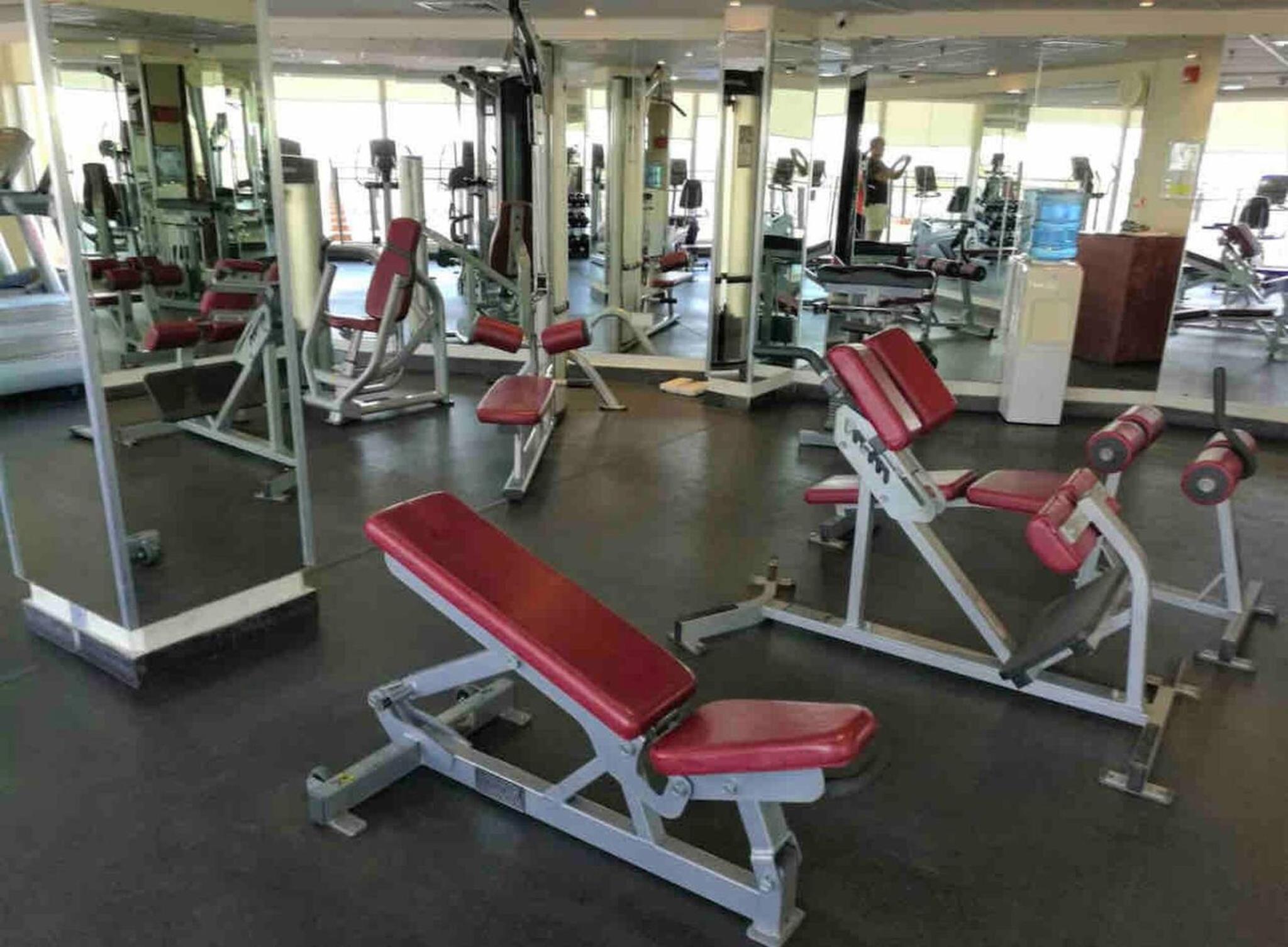 Stunning Gulf Studio With Gym Beach Pool Access