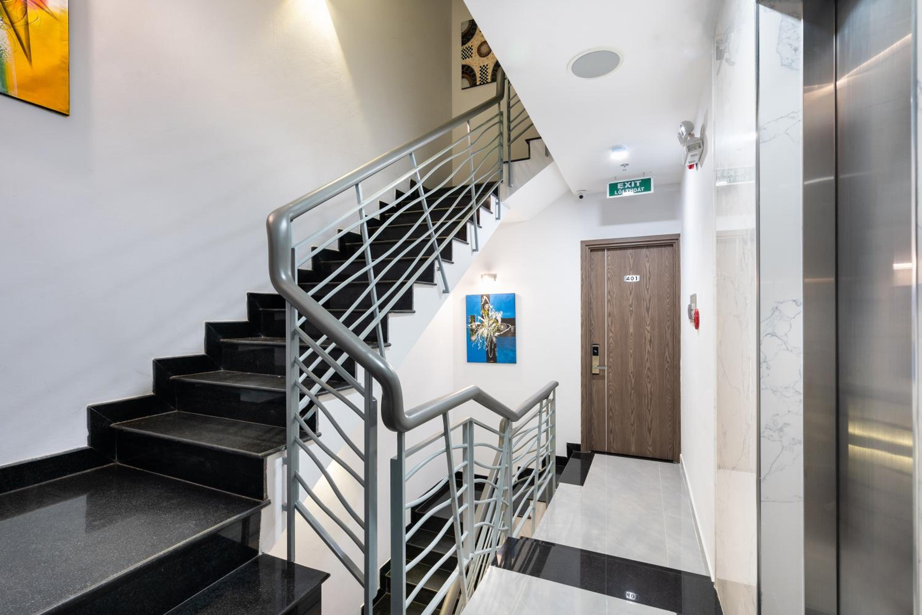 F-Hotel & Apartment