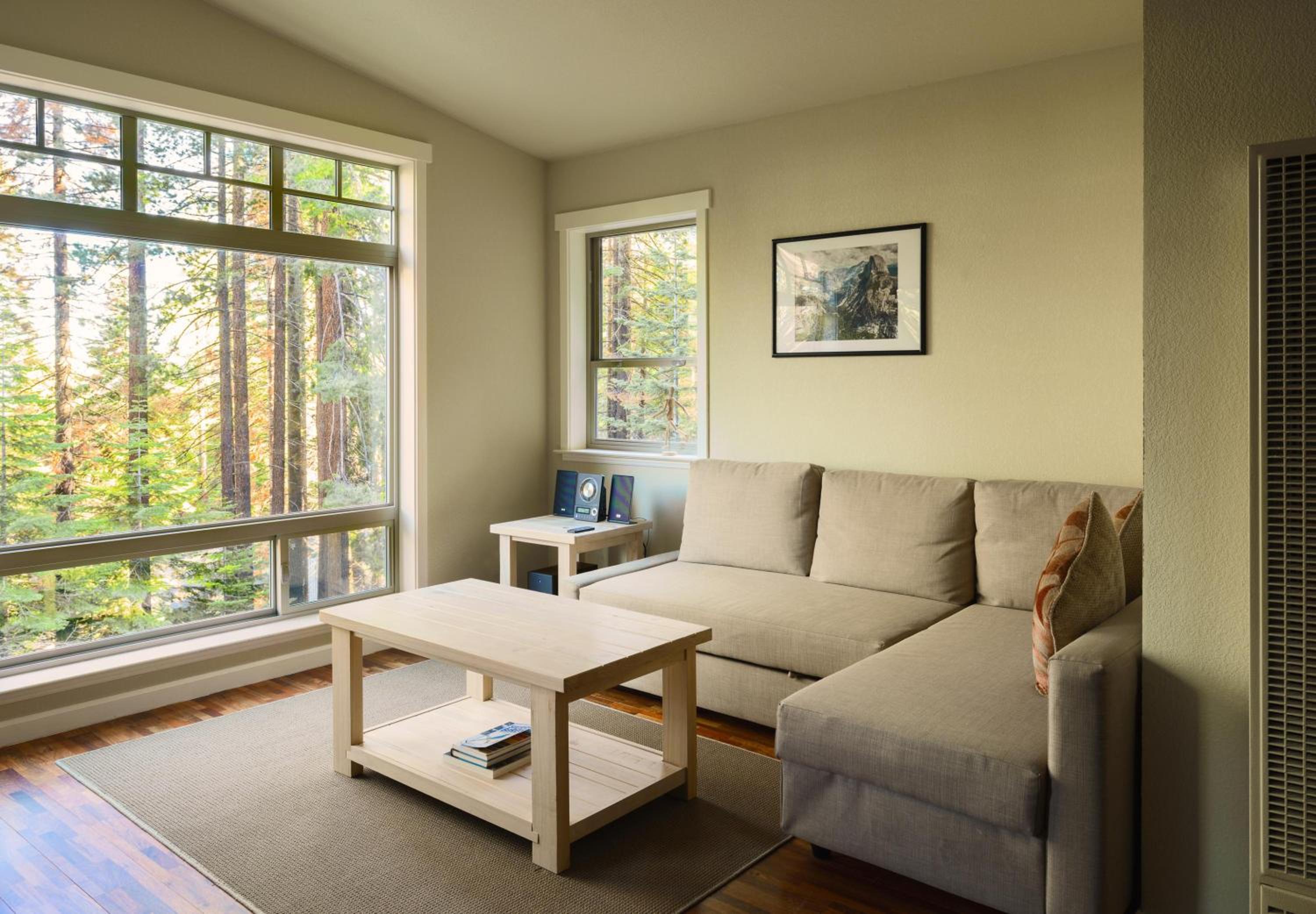 Chinquapin Retreat view 2