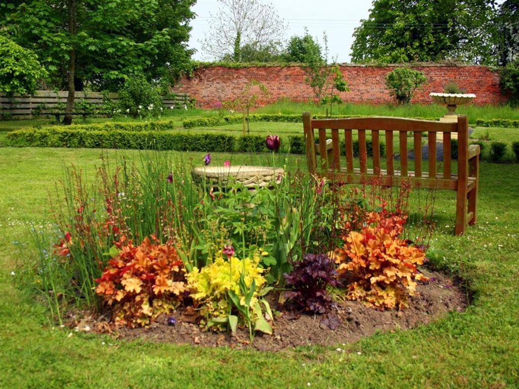 Broomhouse Farmhouse view 5