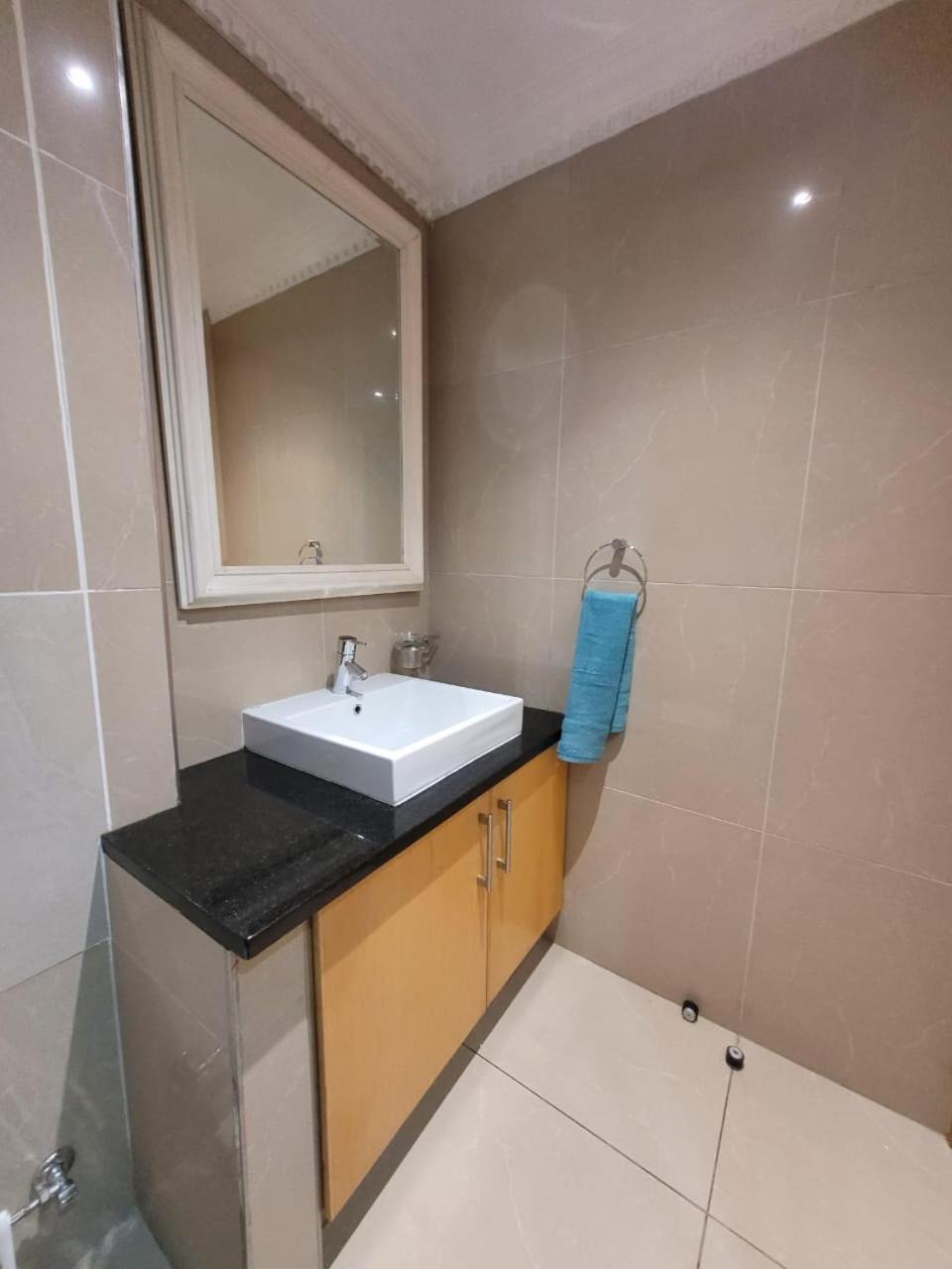 Accommodation Front - Modern 2 Sleeper Penthouse with Magnificent Views