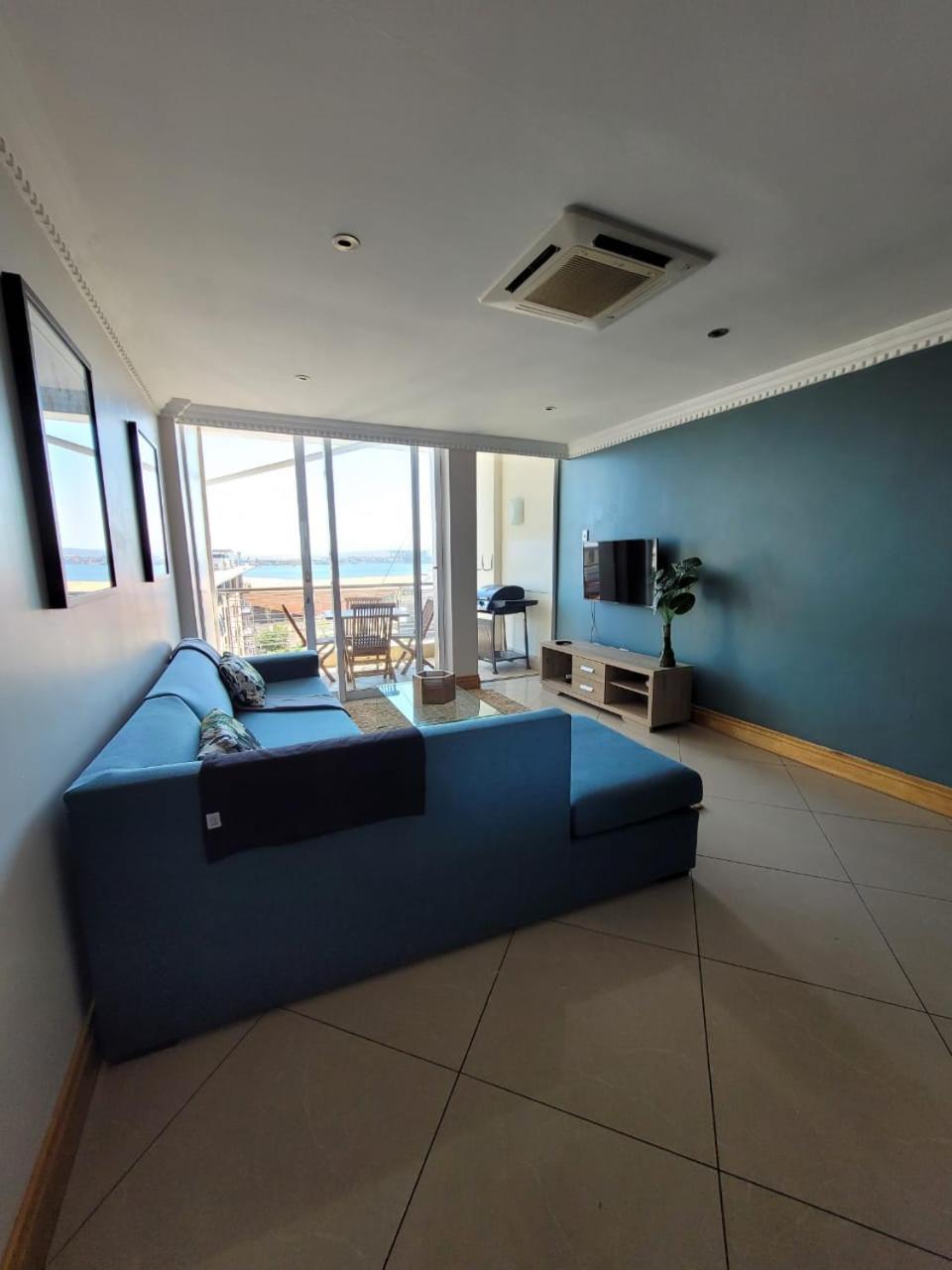 Accommodation Front - Modern 2 Sleeper Penthouse with Magnificent Views