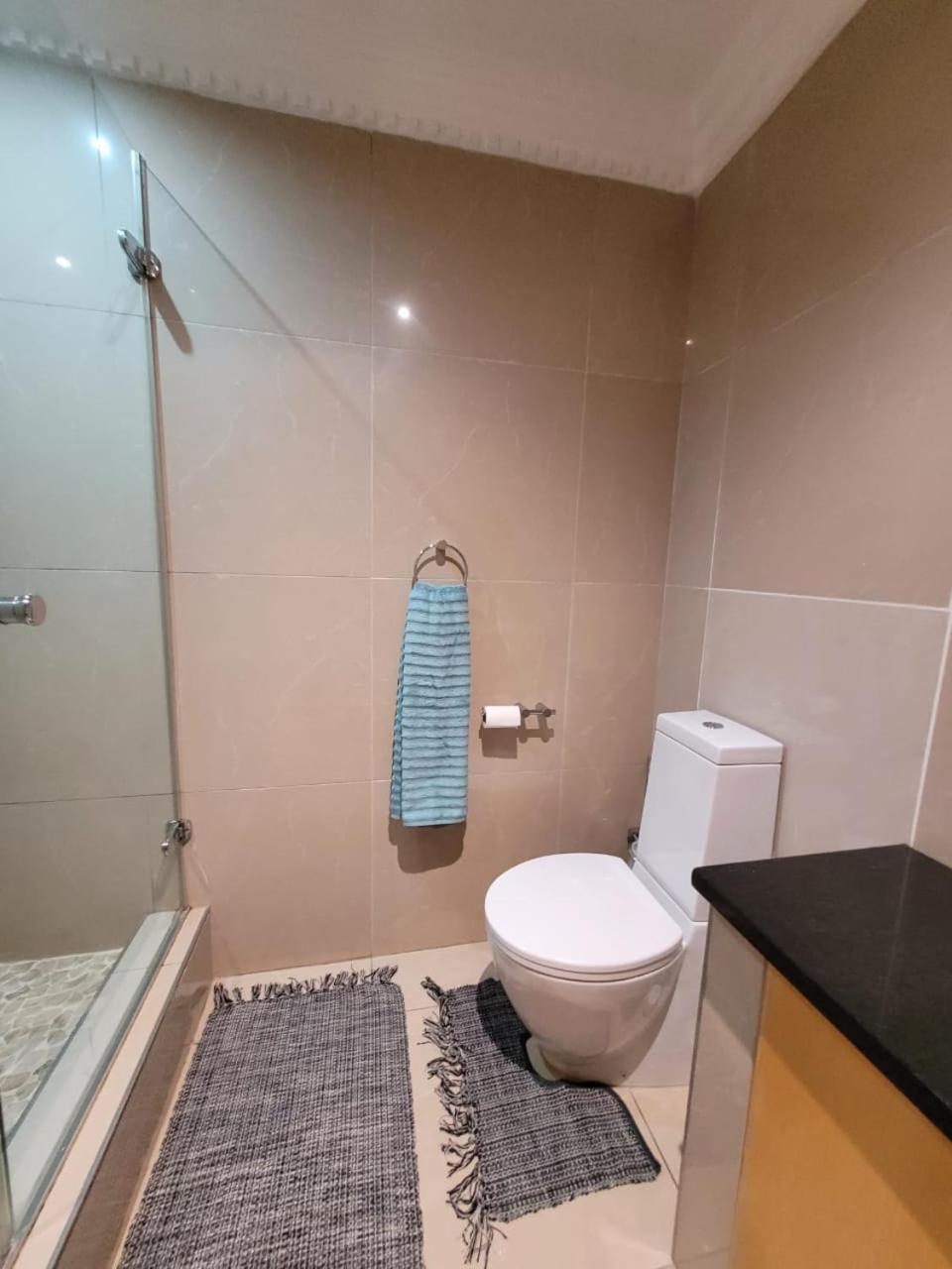 Accommodation Front - Modern 2 Sleeper Penthouse with Magnificent Views