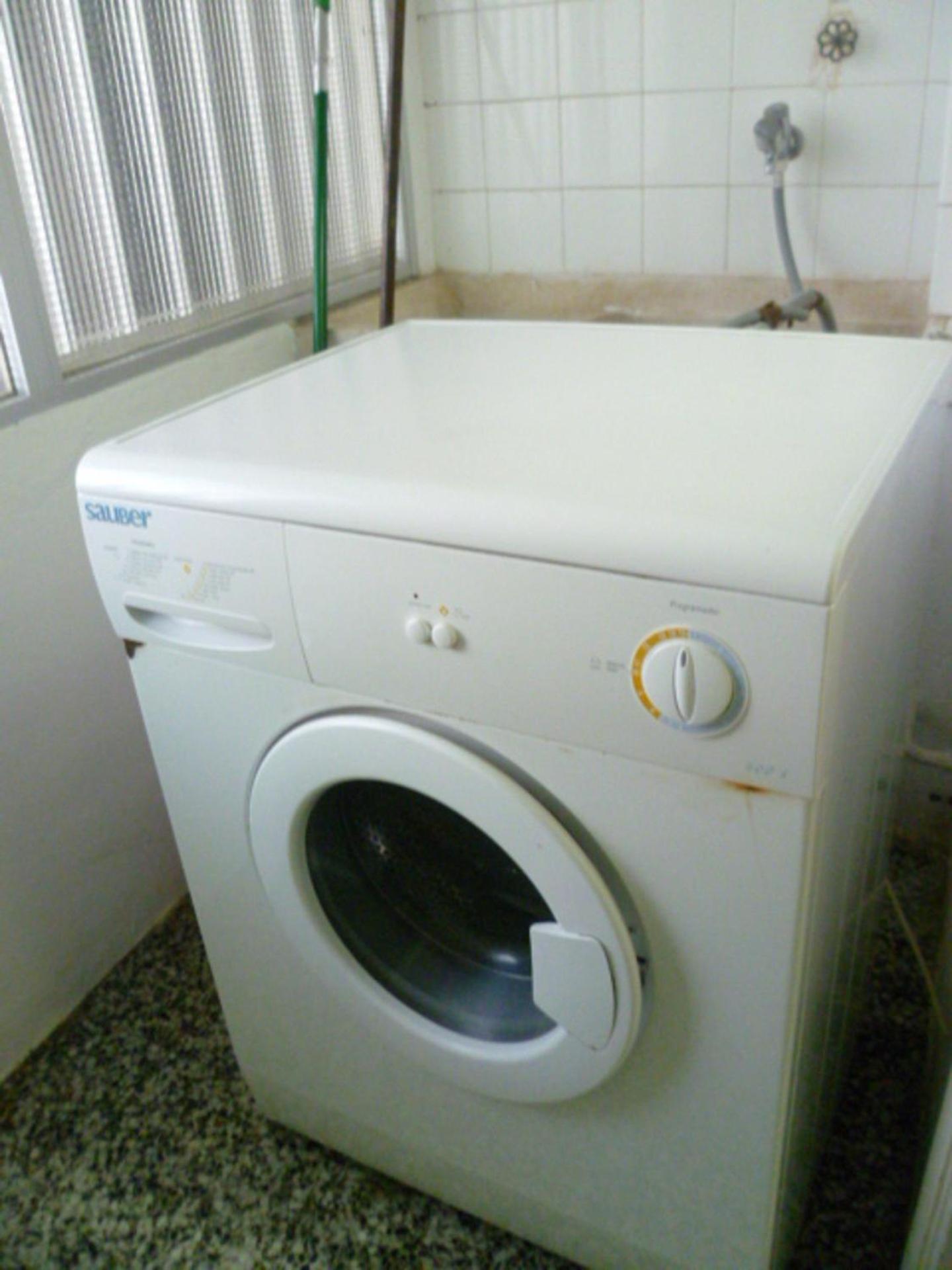 Photo 33