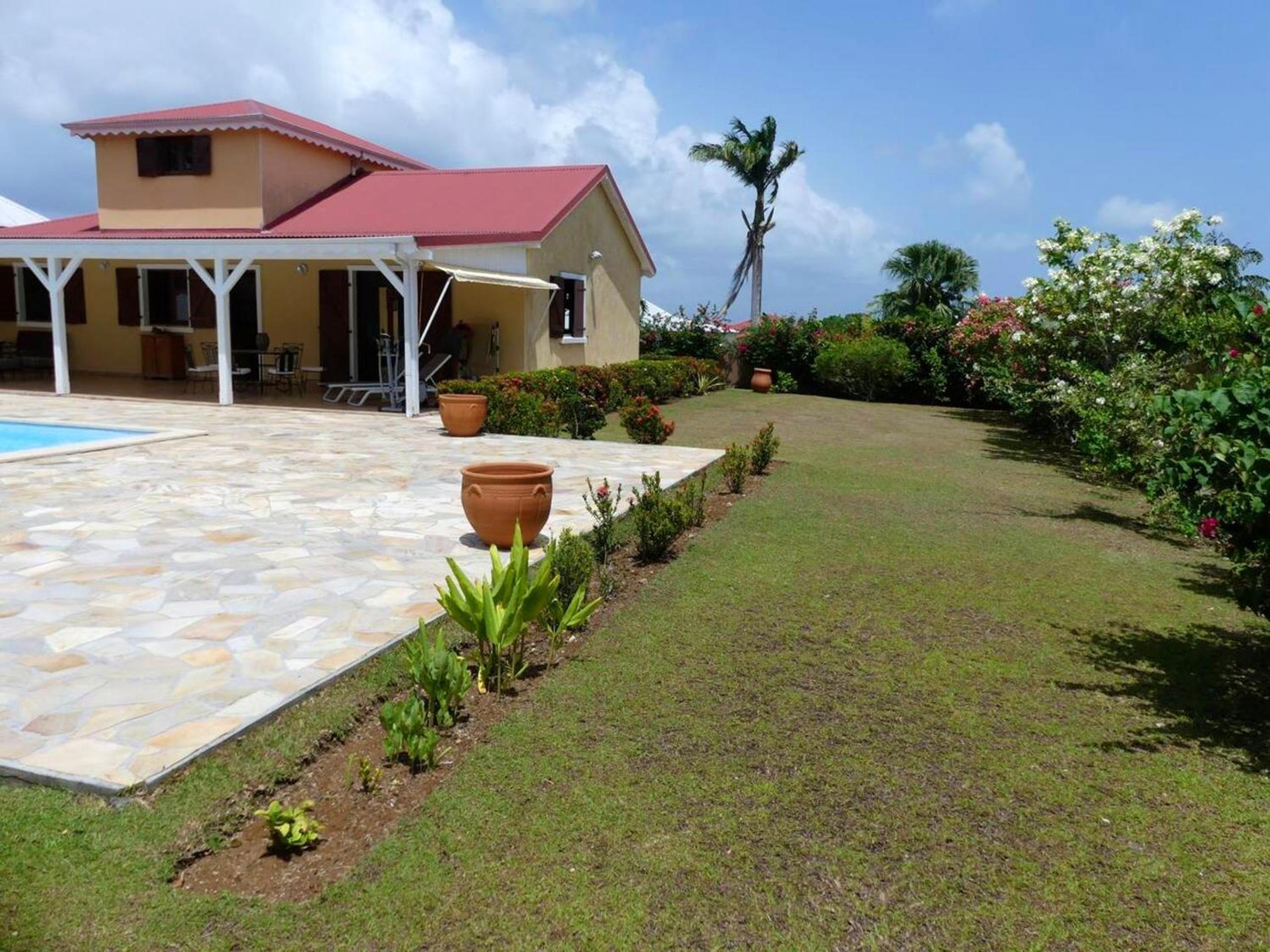Villa paradisiaque avec piscine privee a Baie Mahault view 3