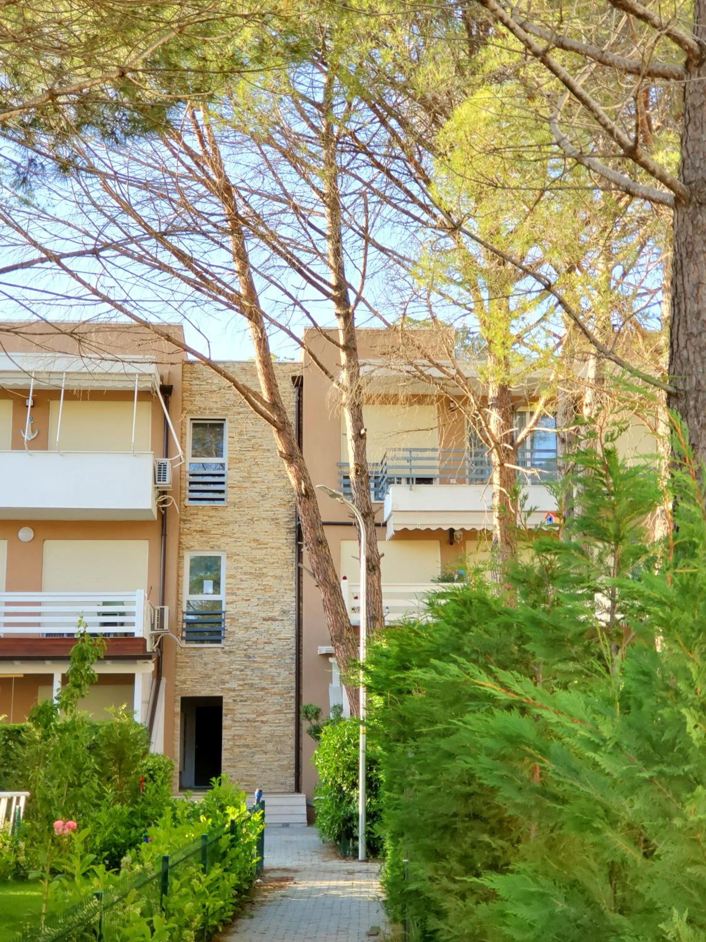Gjiri i Lalzit - Savita Apartments - Kompleksi Turistik Lura 3