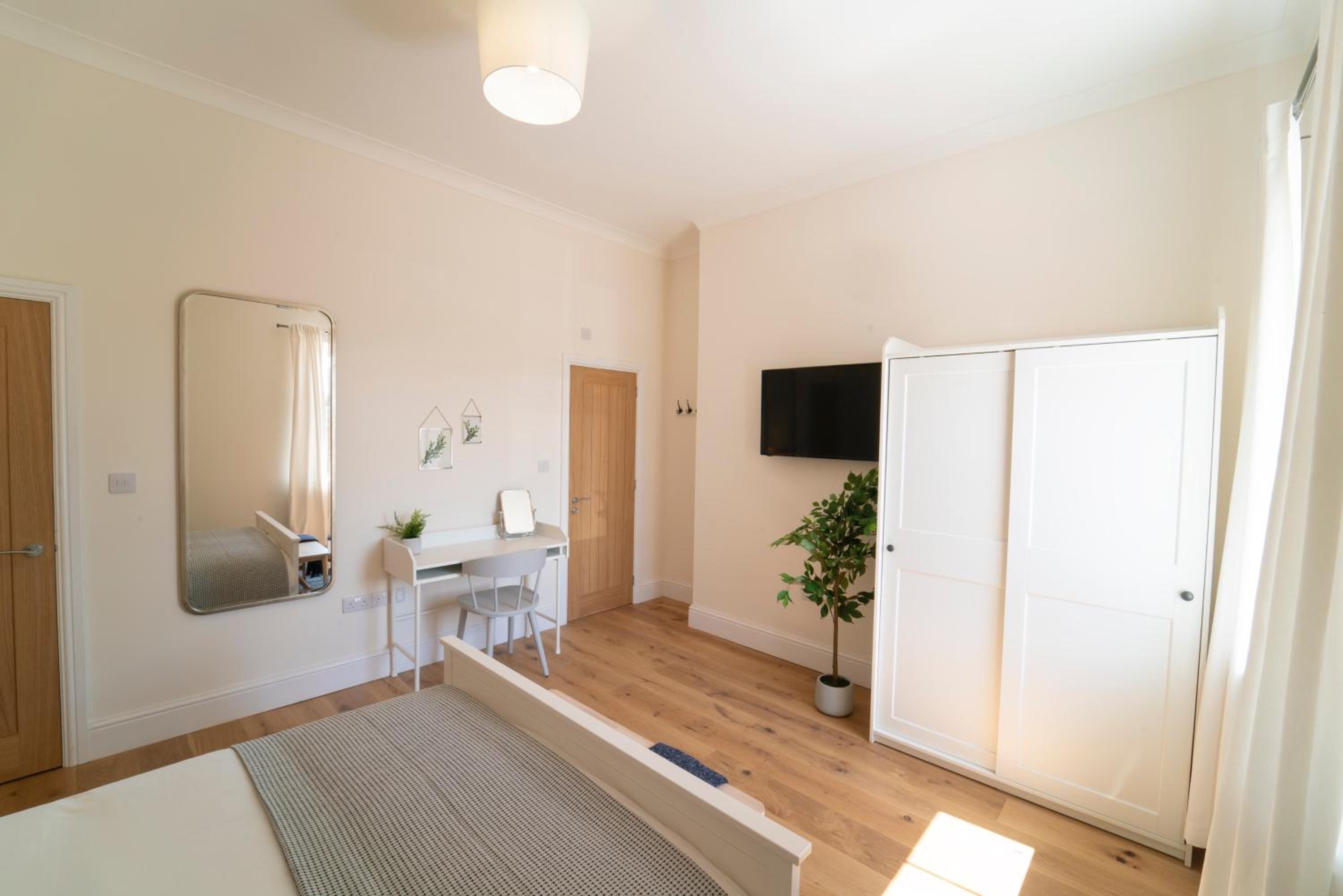 Foundry Farm Apartment view 3
