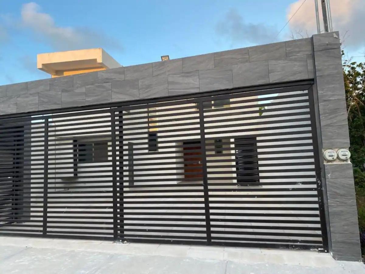 CASA PRICES CON PISCINa