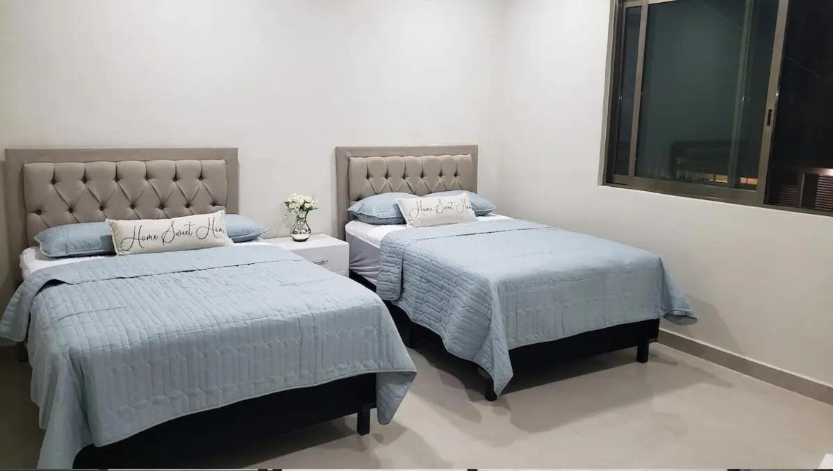 CASA PRICES CON PISCINa