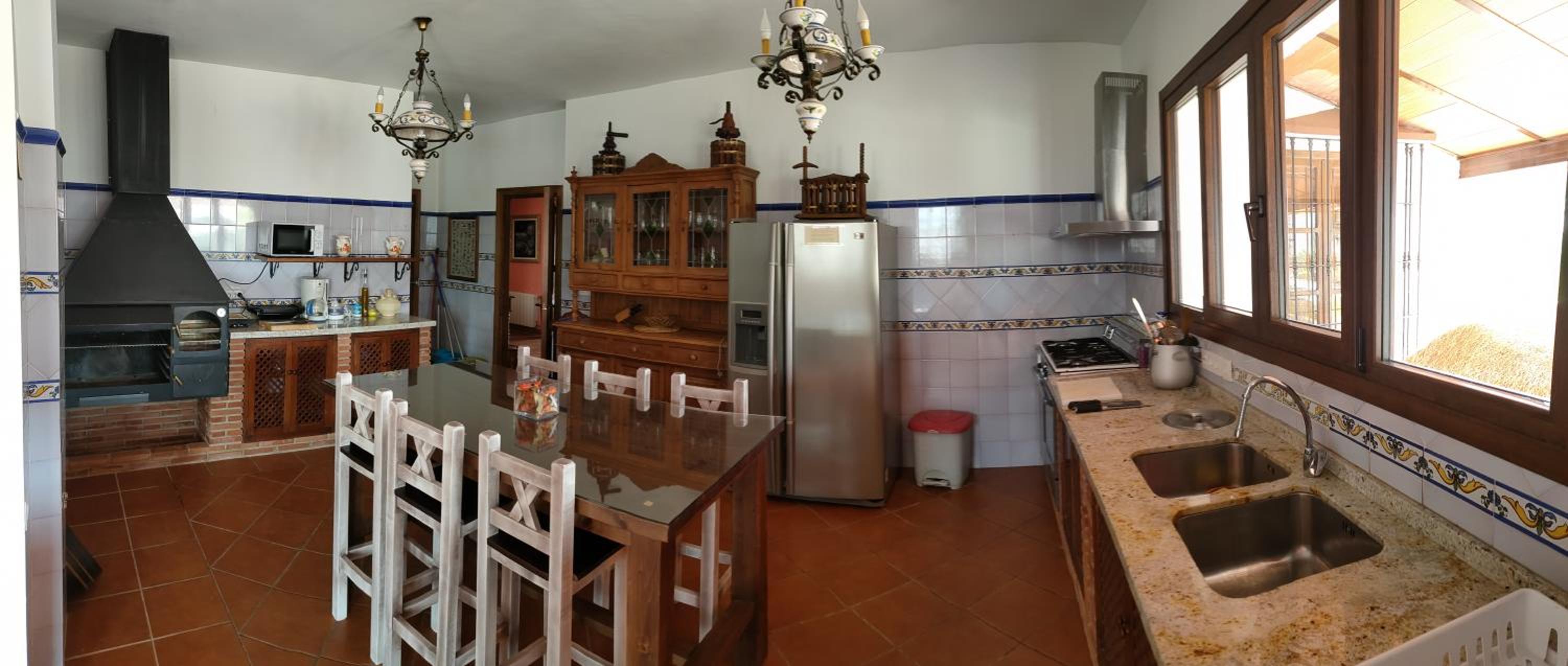 Cortijo Los Arcos - Lujo rural con piscina y vistas espectaculares en Málaga