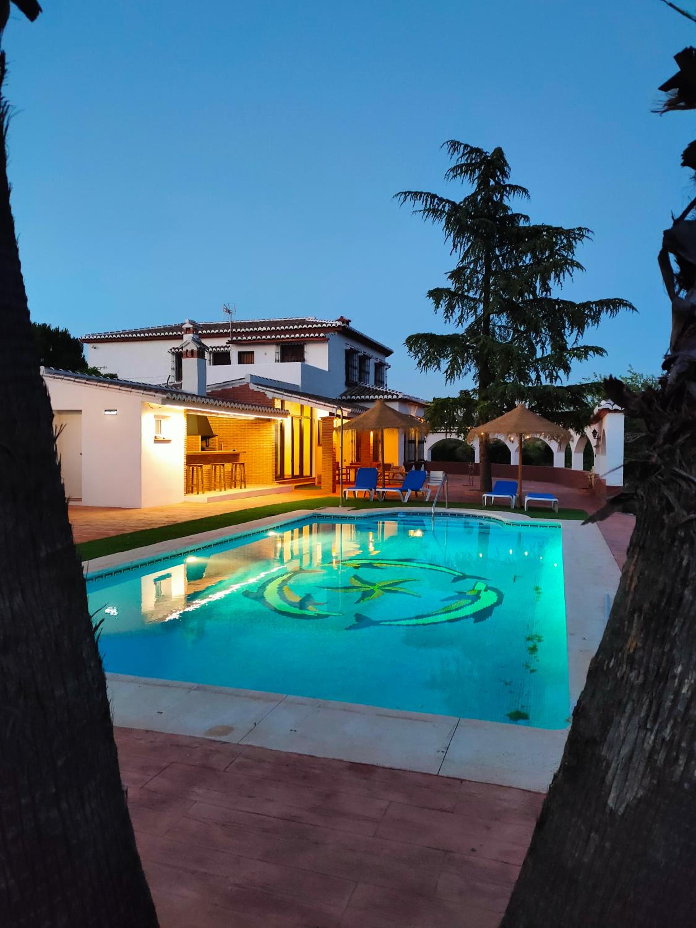 Cortijo Los Arcos - Lujo rural con piscina y vistas espectaculares en Málaga