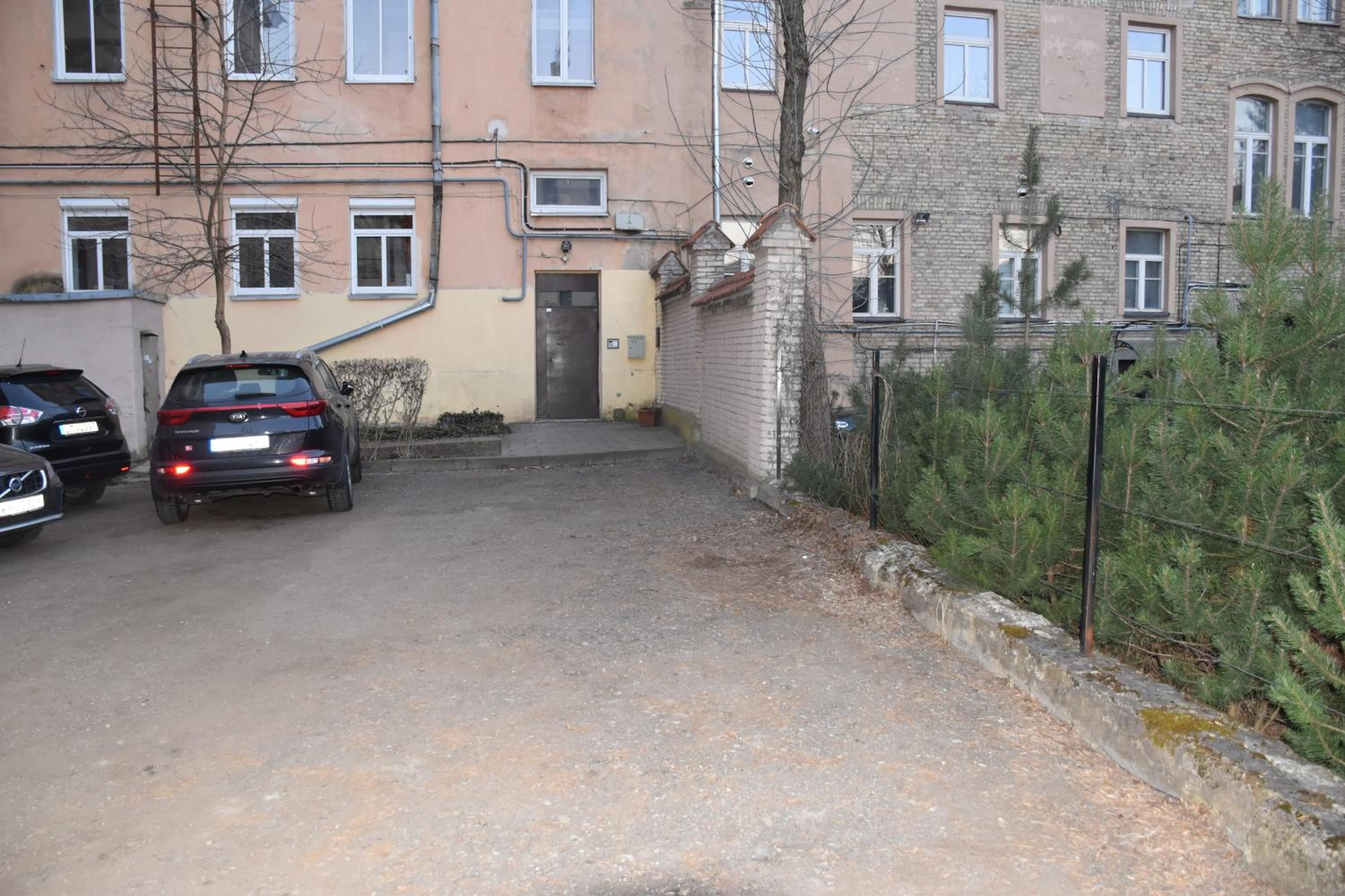 Photo 48