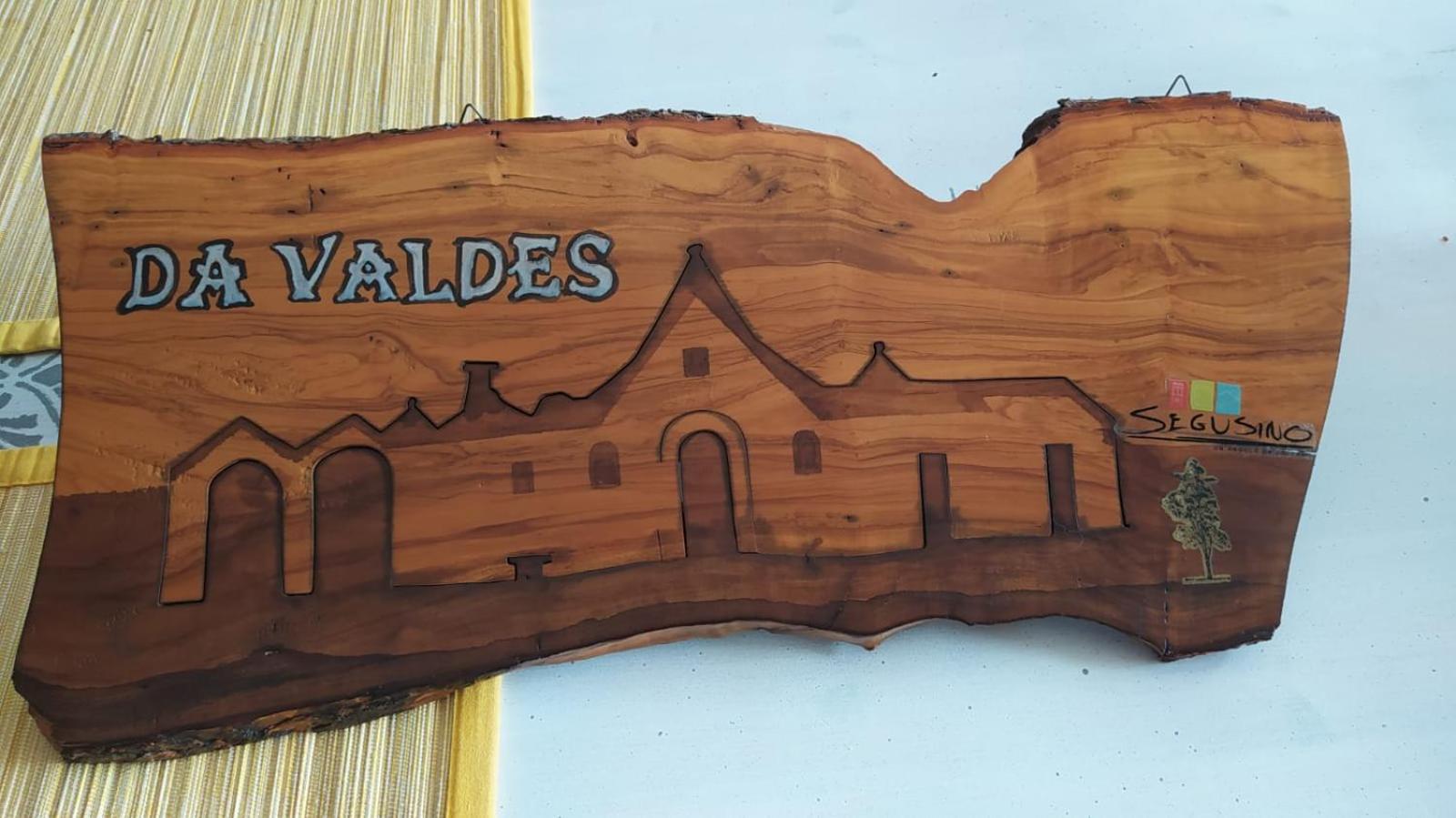 DA VALDES