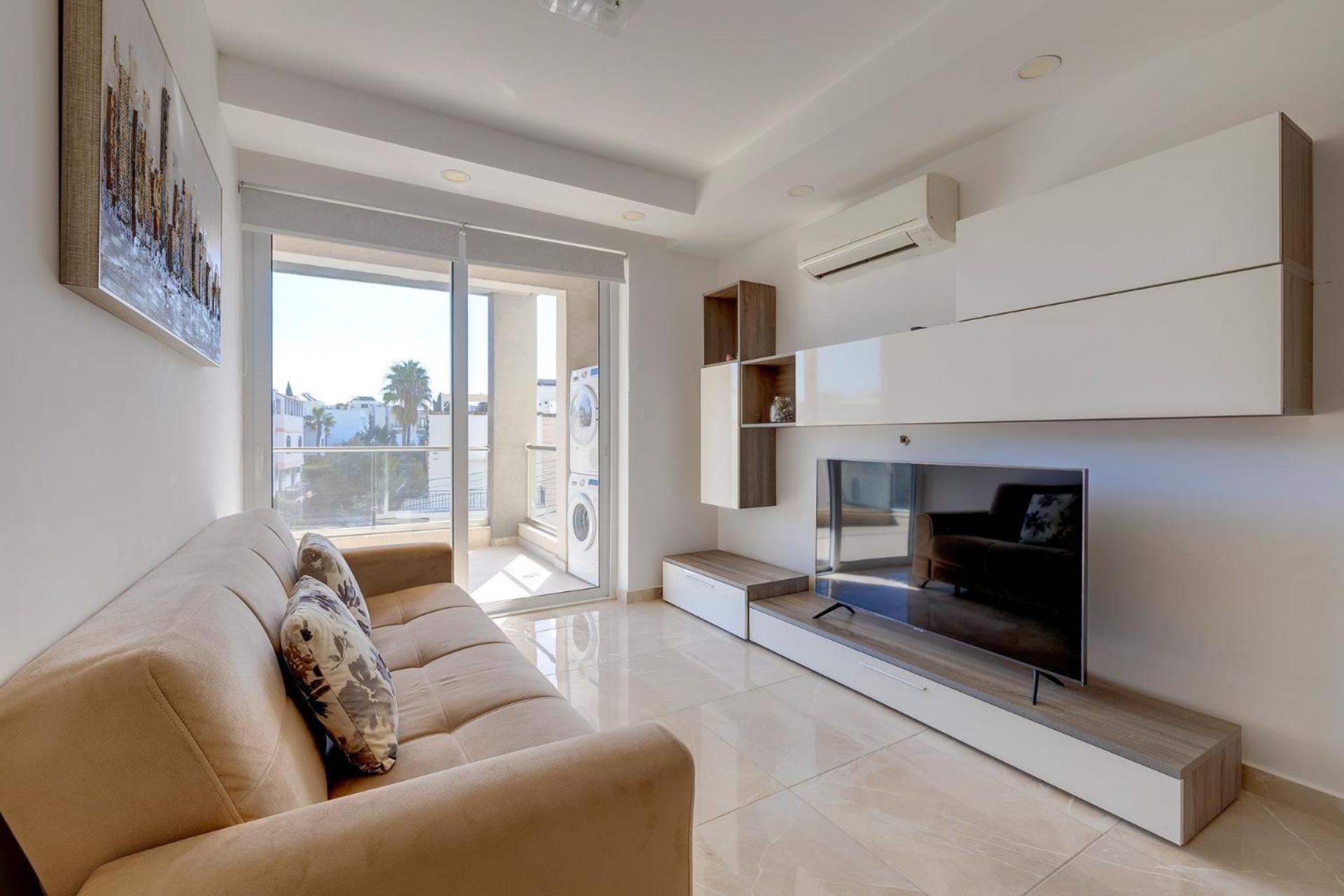 Modern 1BR Apartment in central St Julian's photo 3
