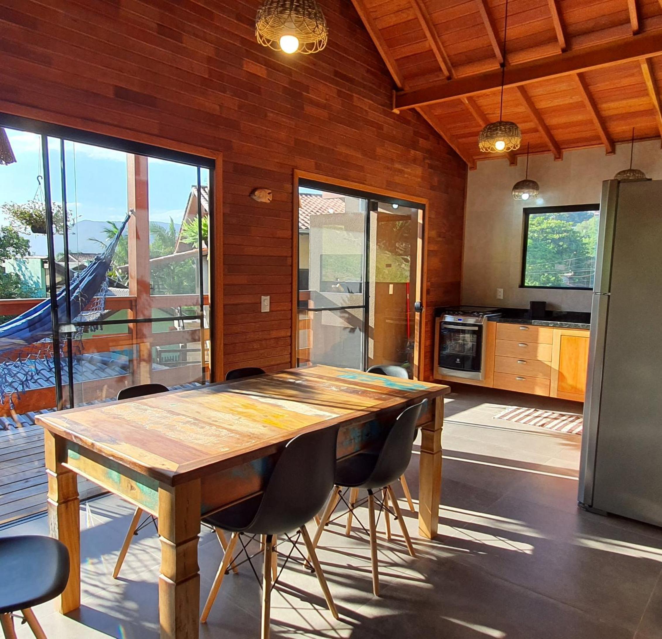 Casa perto da praia, canto Norte da Ferrugem