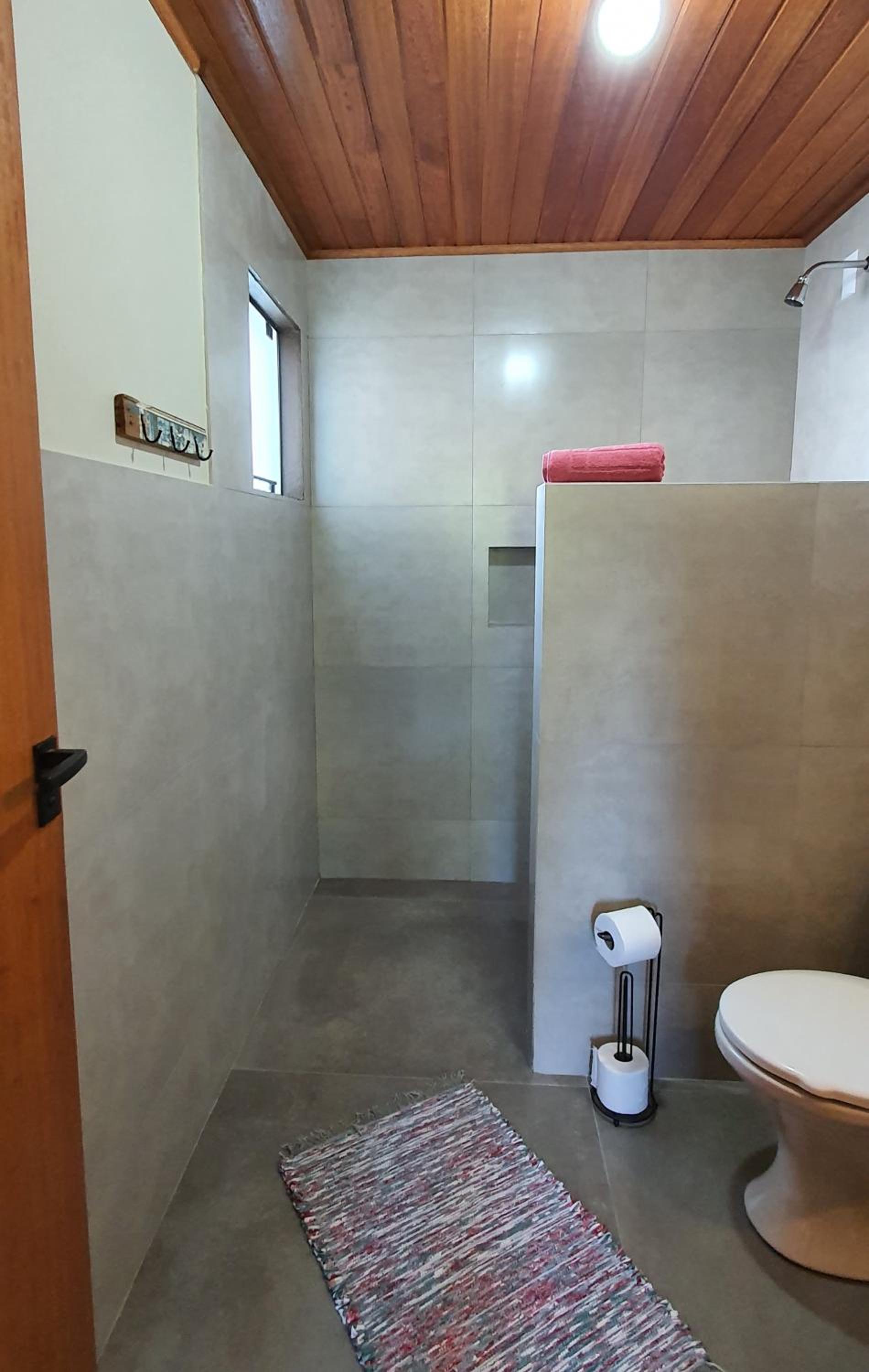 Casa perto da praia, canto Norte da Ferrugem
