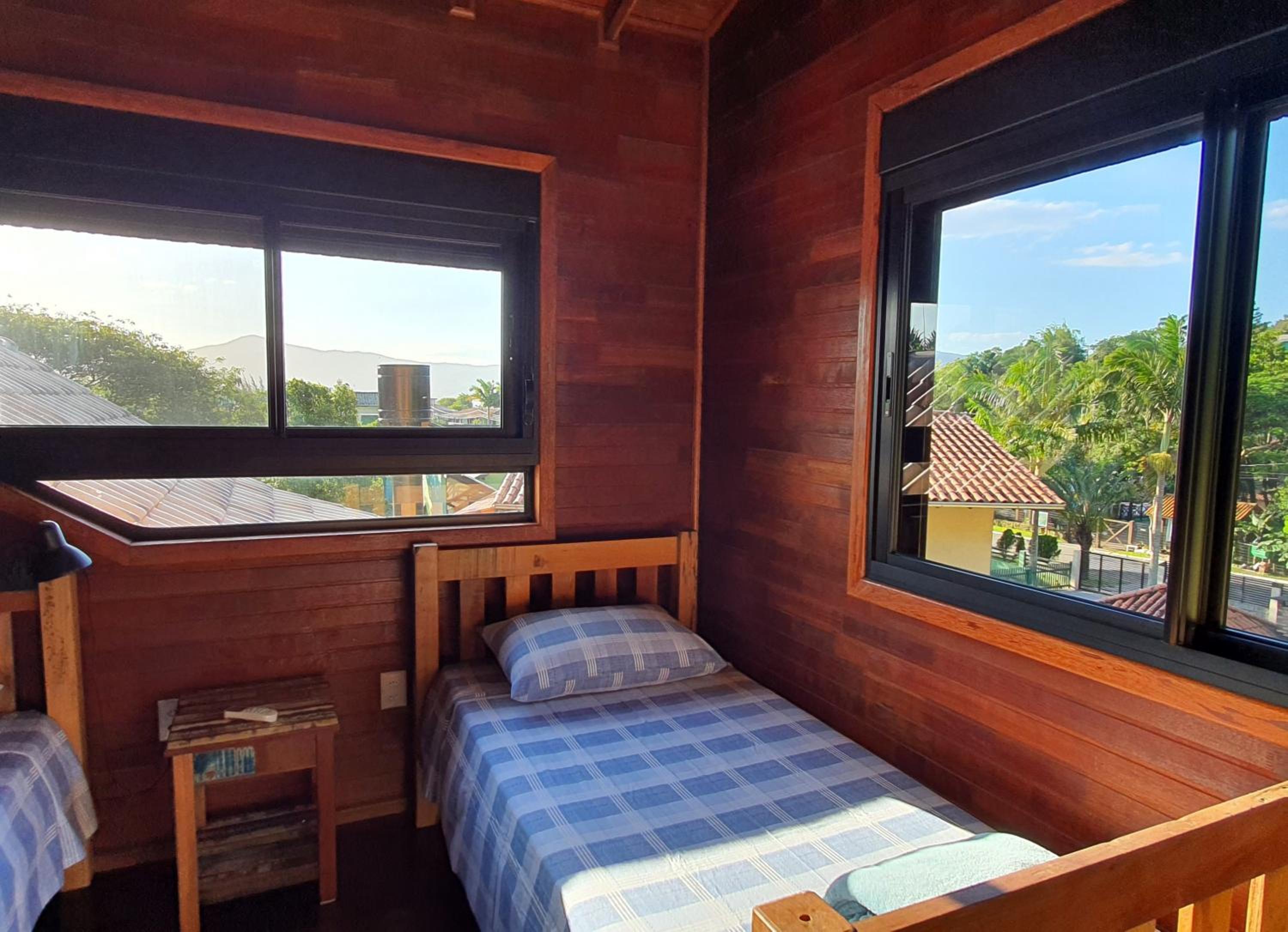 Casa perto da praia, canto Norte da Ferrugem
