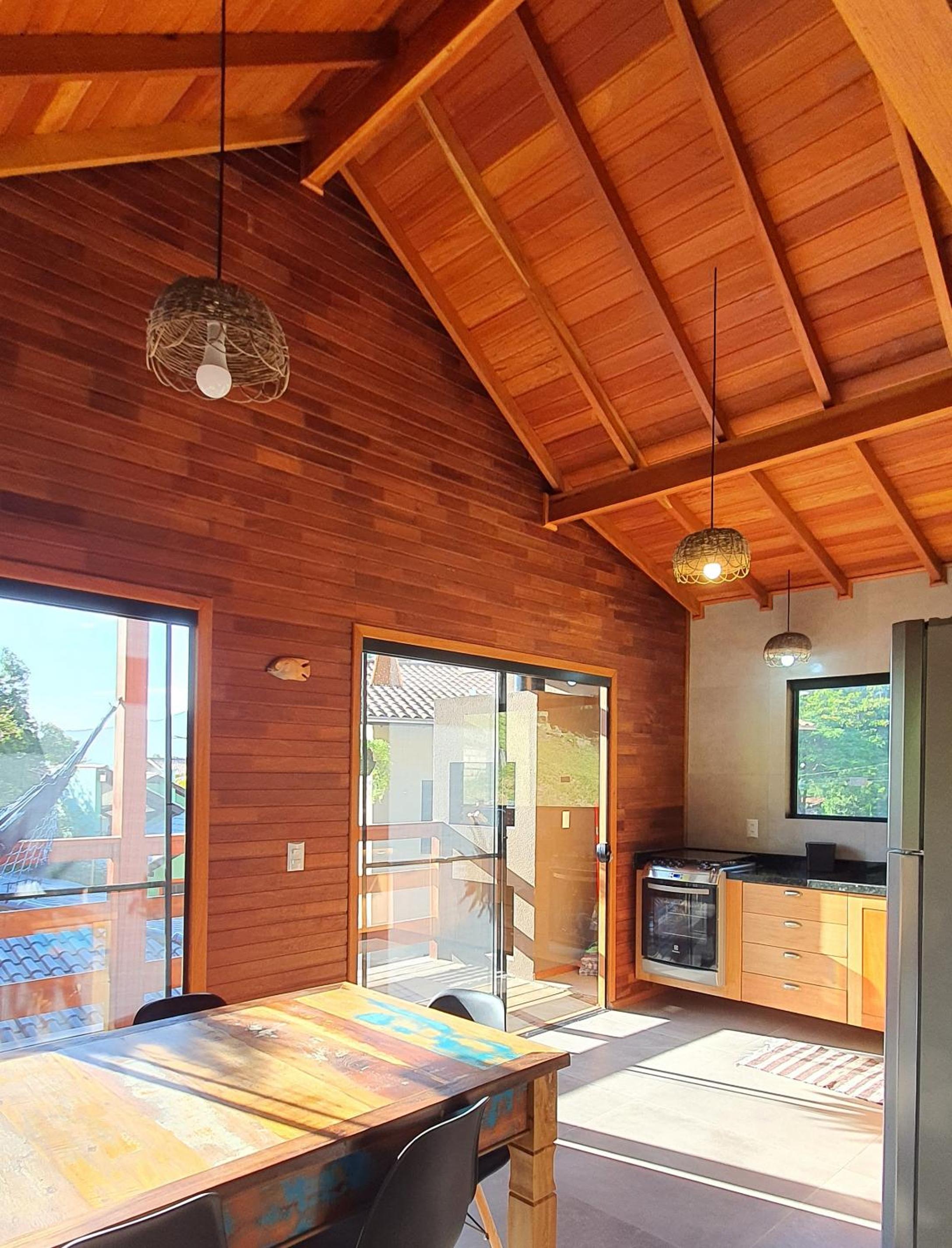 Casa perto da praia, canto Norte da Ferrugem