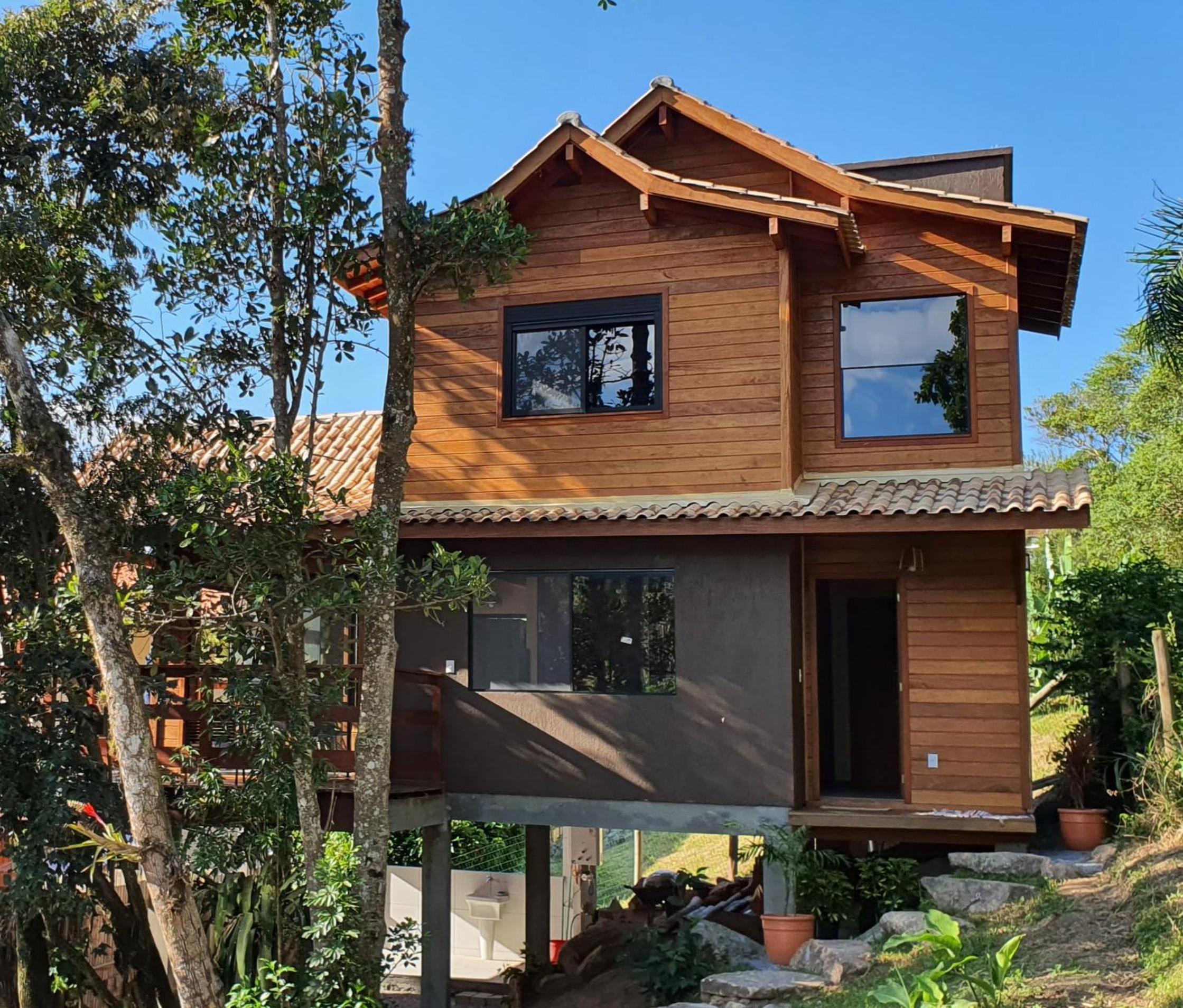 Casa perto da praia, canto Norte da Ferrugem