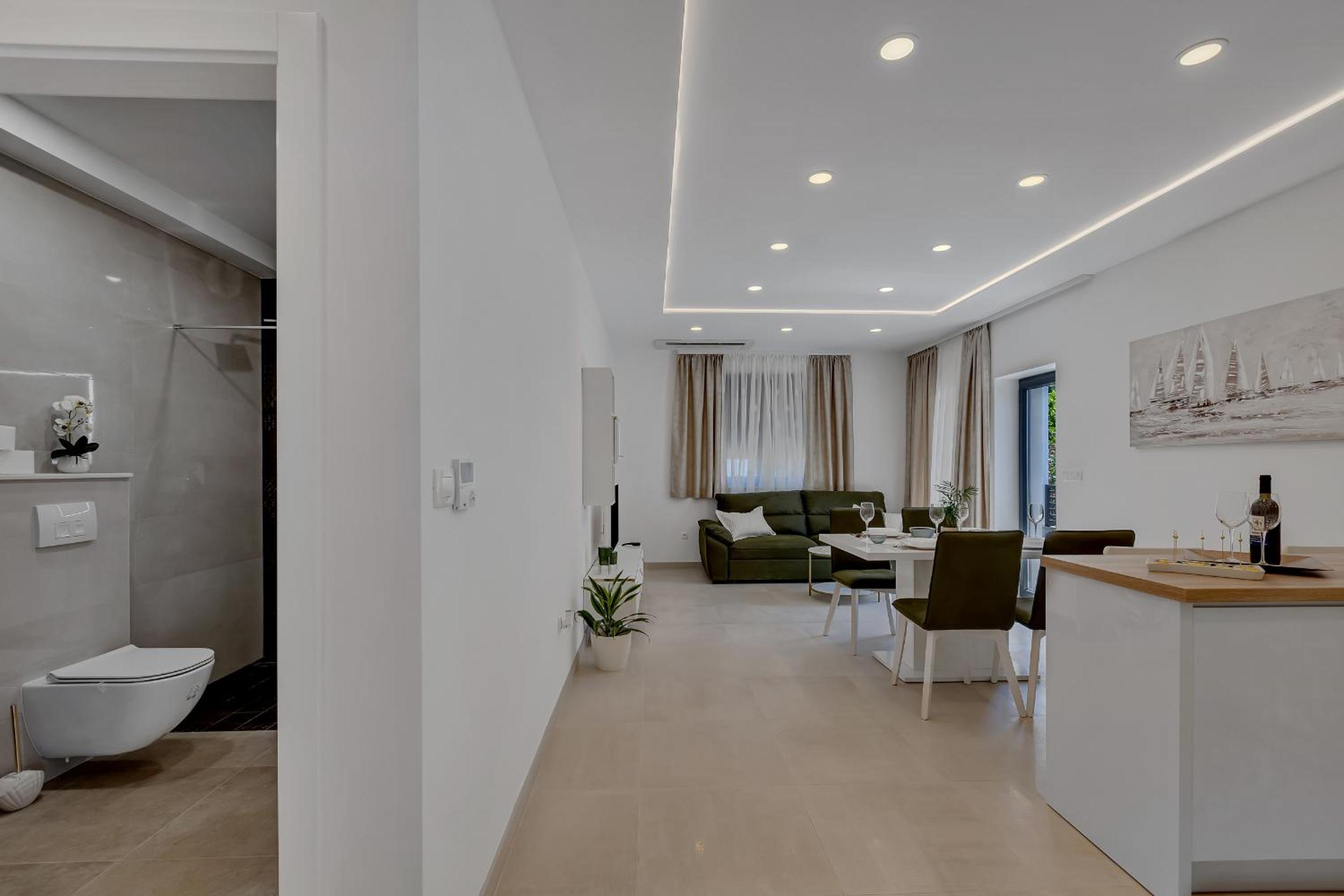 Laurus Makarska Accommodation