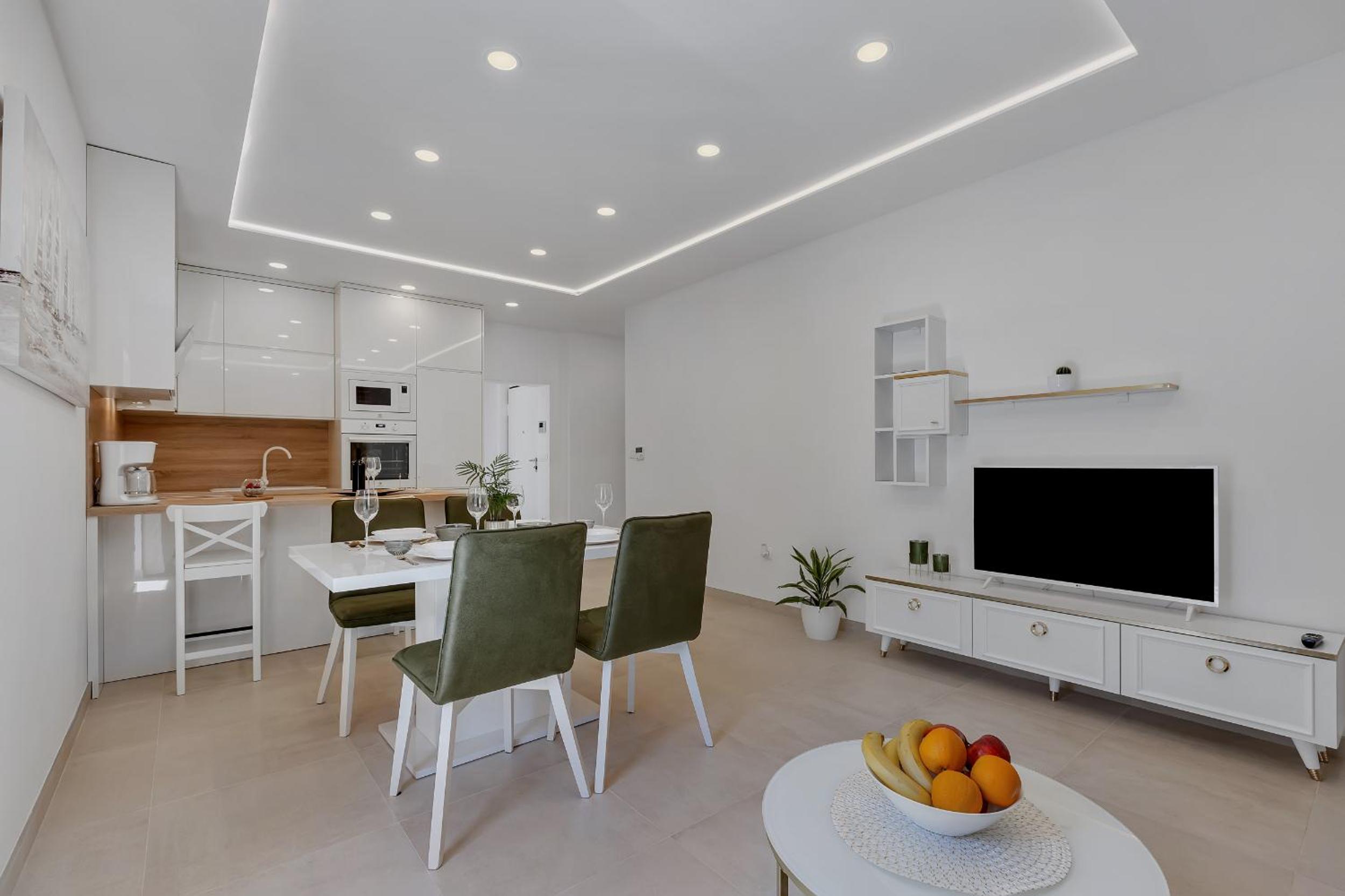 Laurus Makarska Accommodation