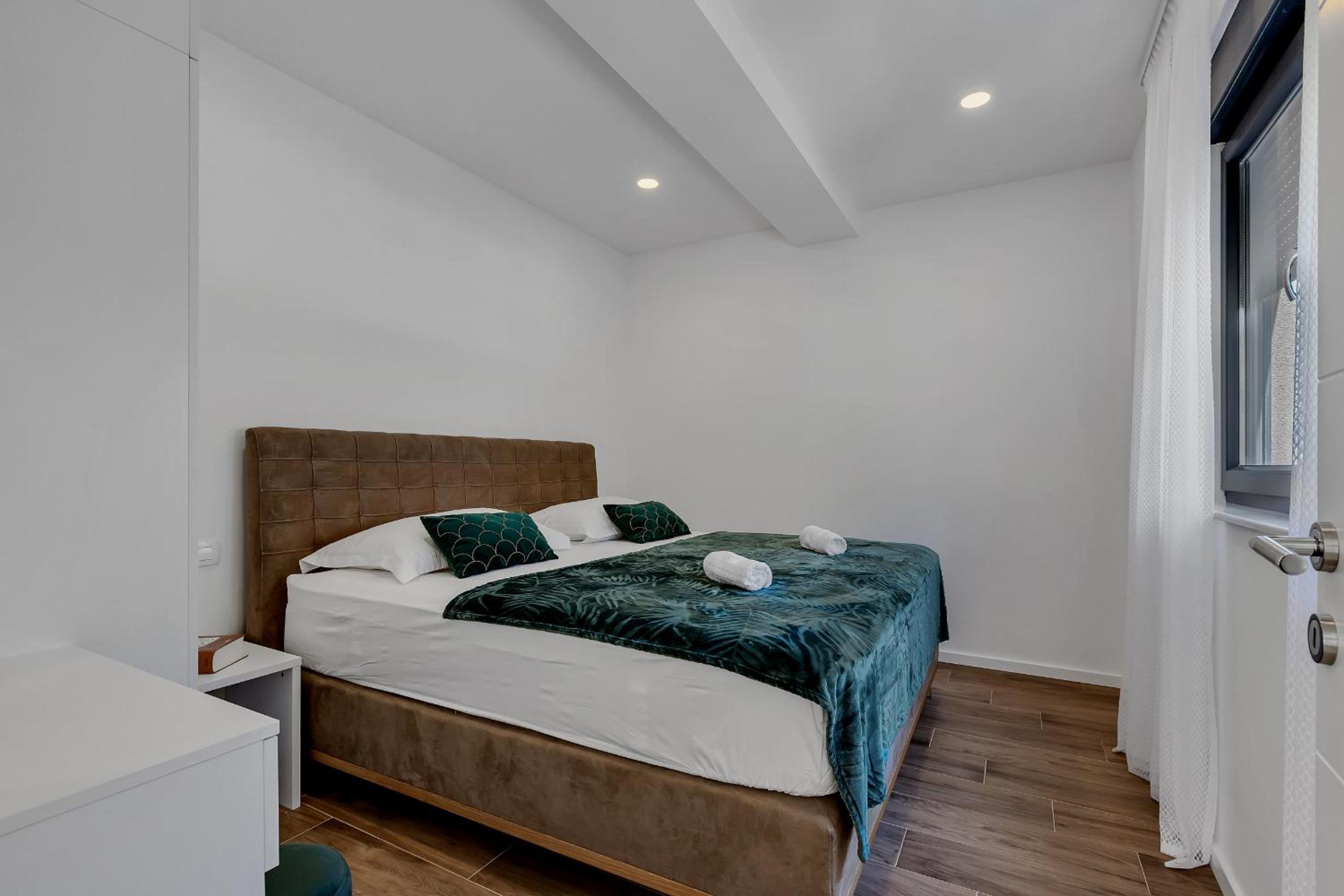 Laurus Makarska Accommodation