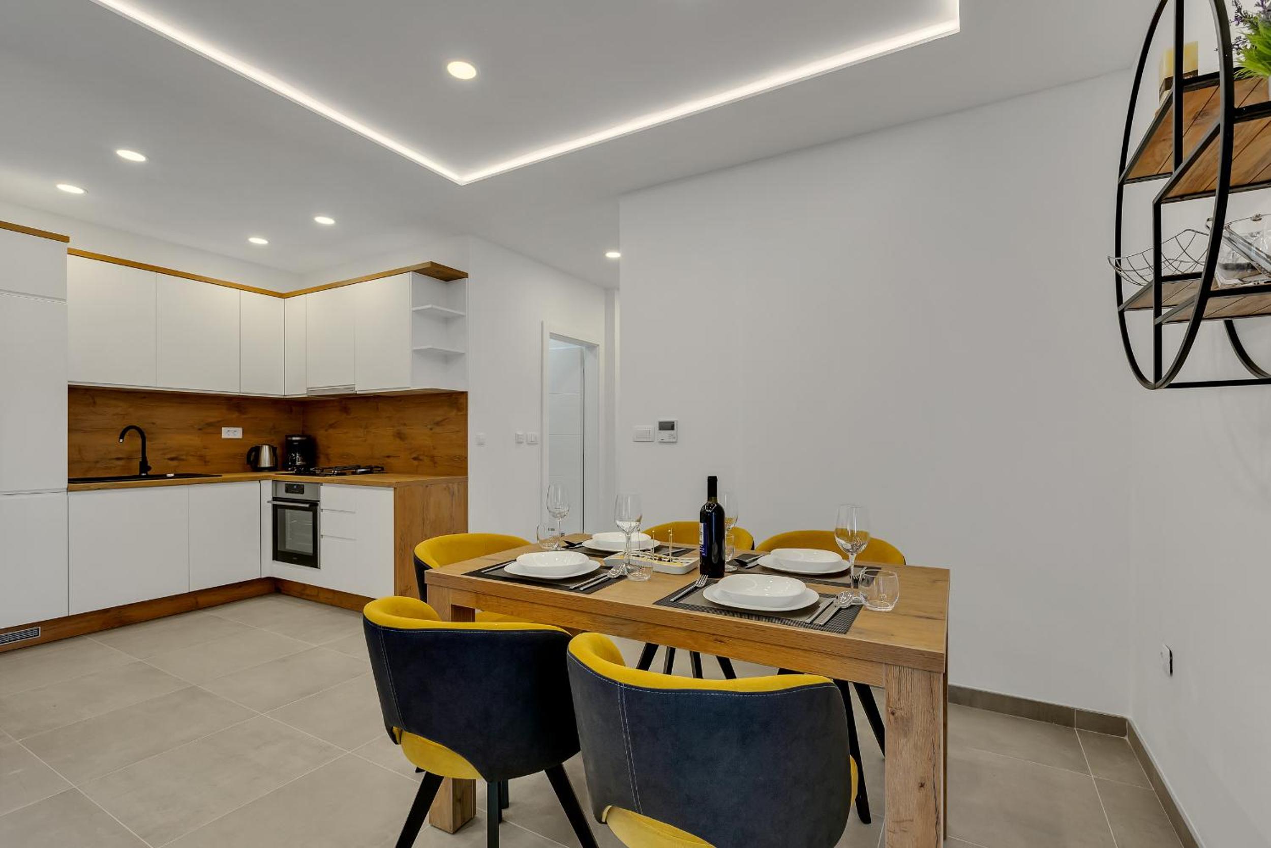 Laurus Makarska Accommodation
