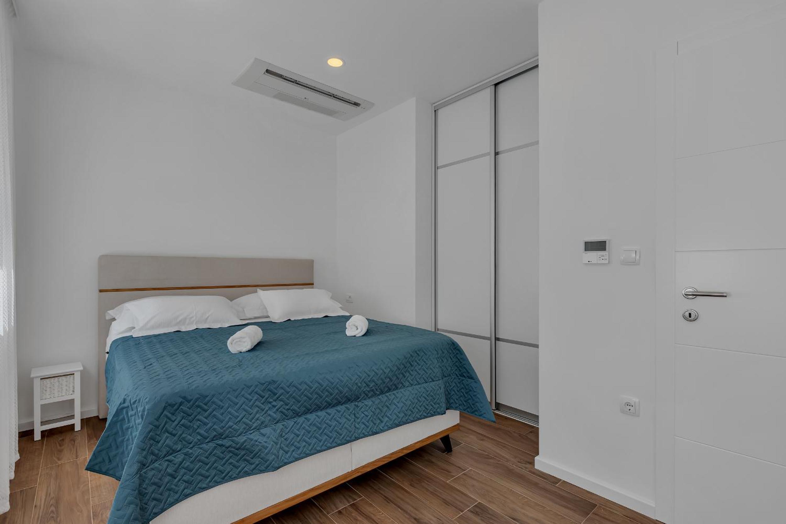 Laurus Makarska Accommodation