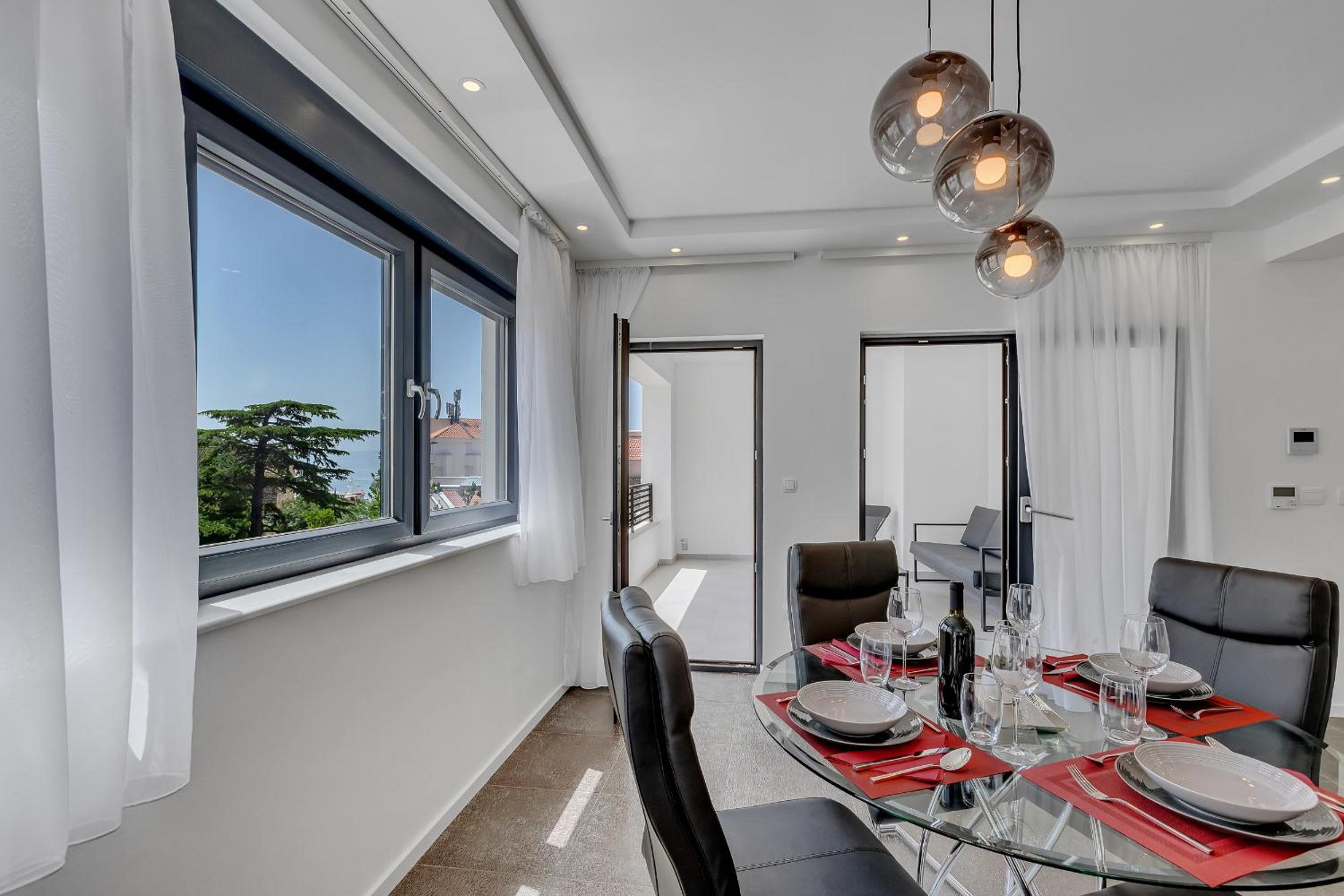 Laurus Makarska Accommodation
