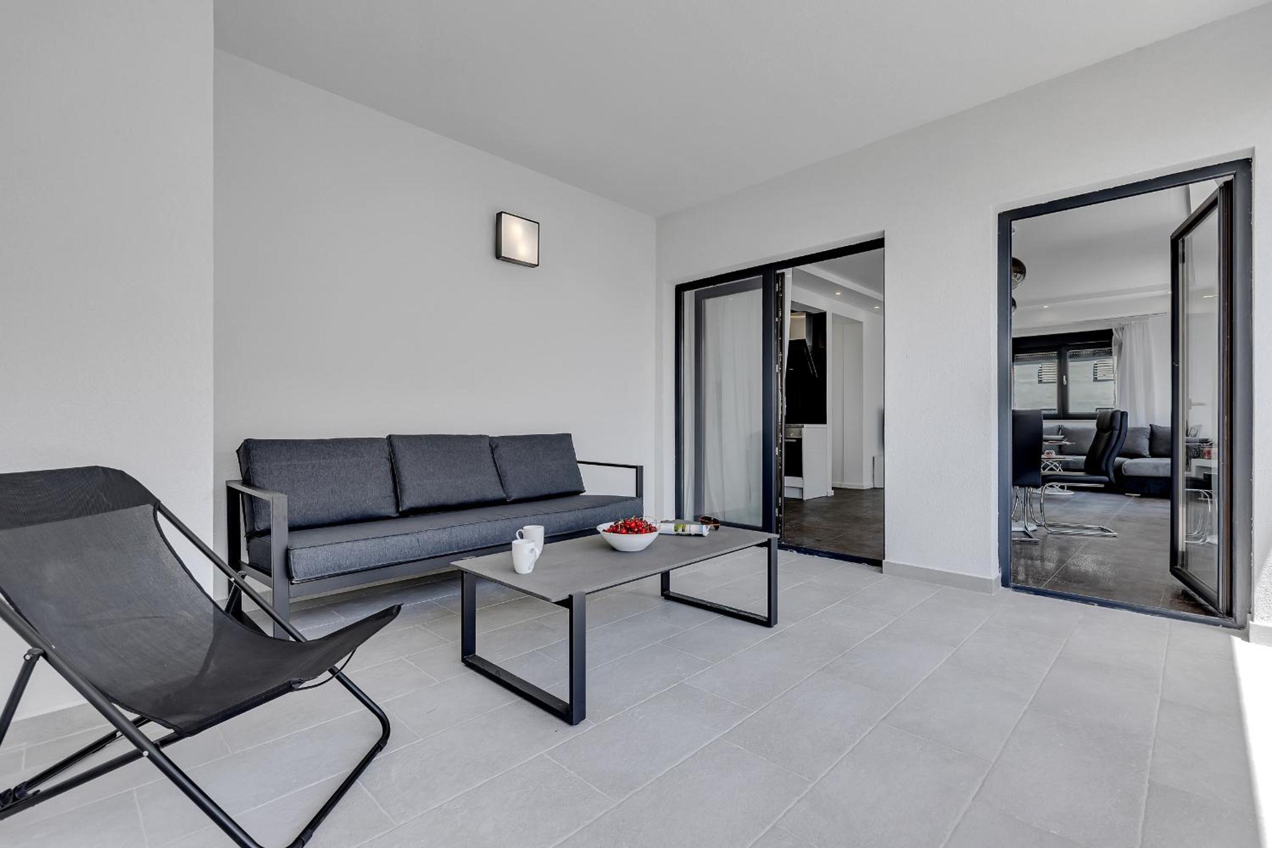 Laurus Makarska Accommodation