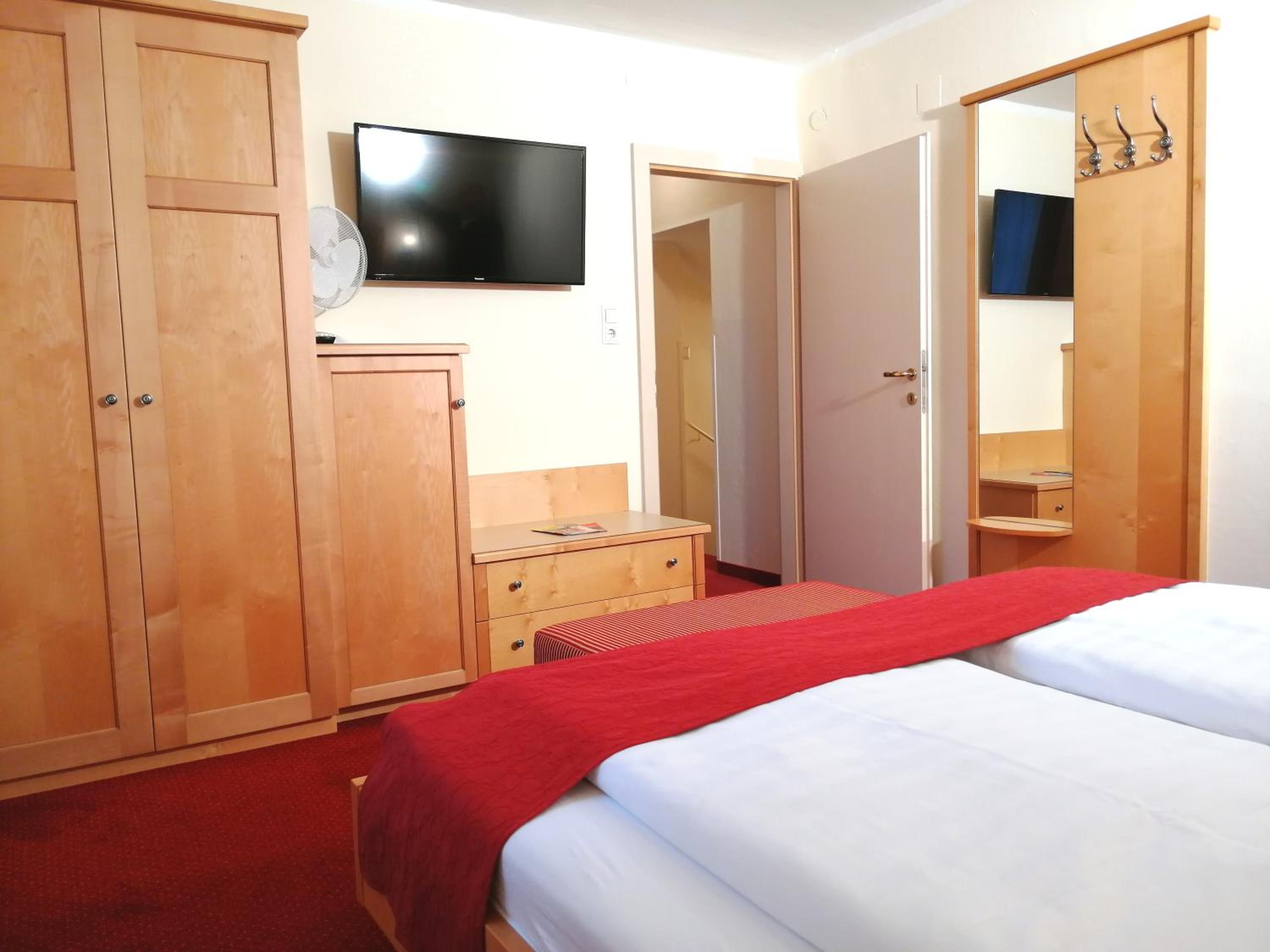Salzburg Vacations - Pension Katrin - Property Image 61