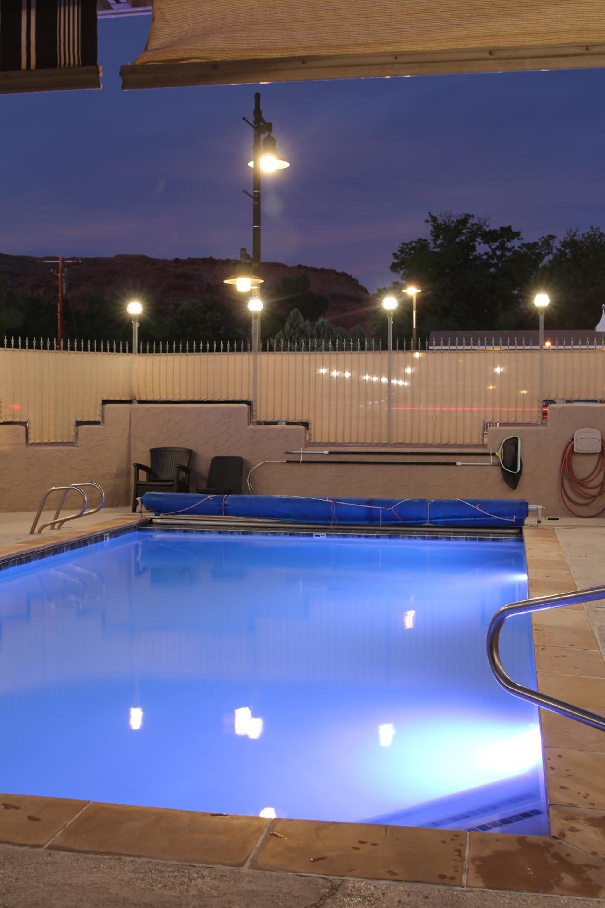 Bowen Motel