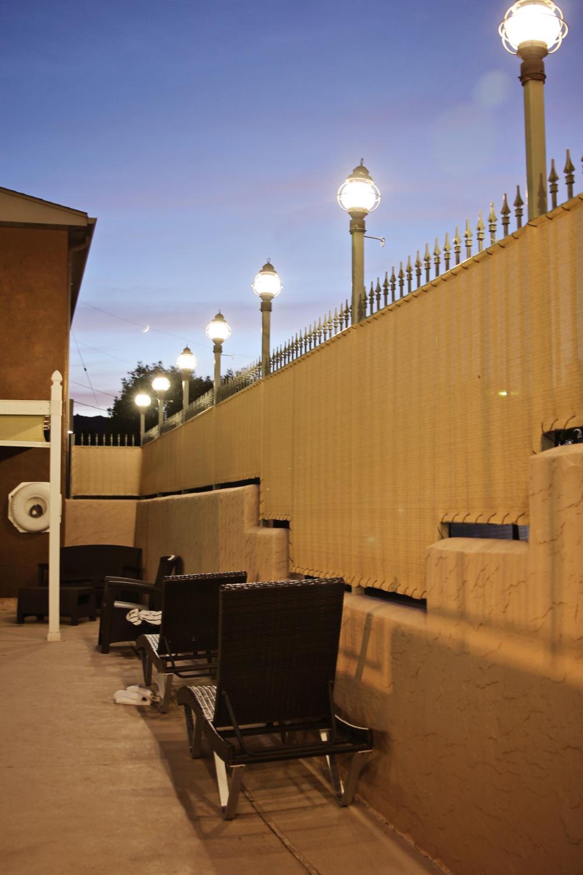 Bowen Motel
