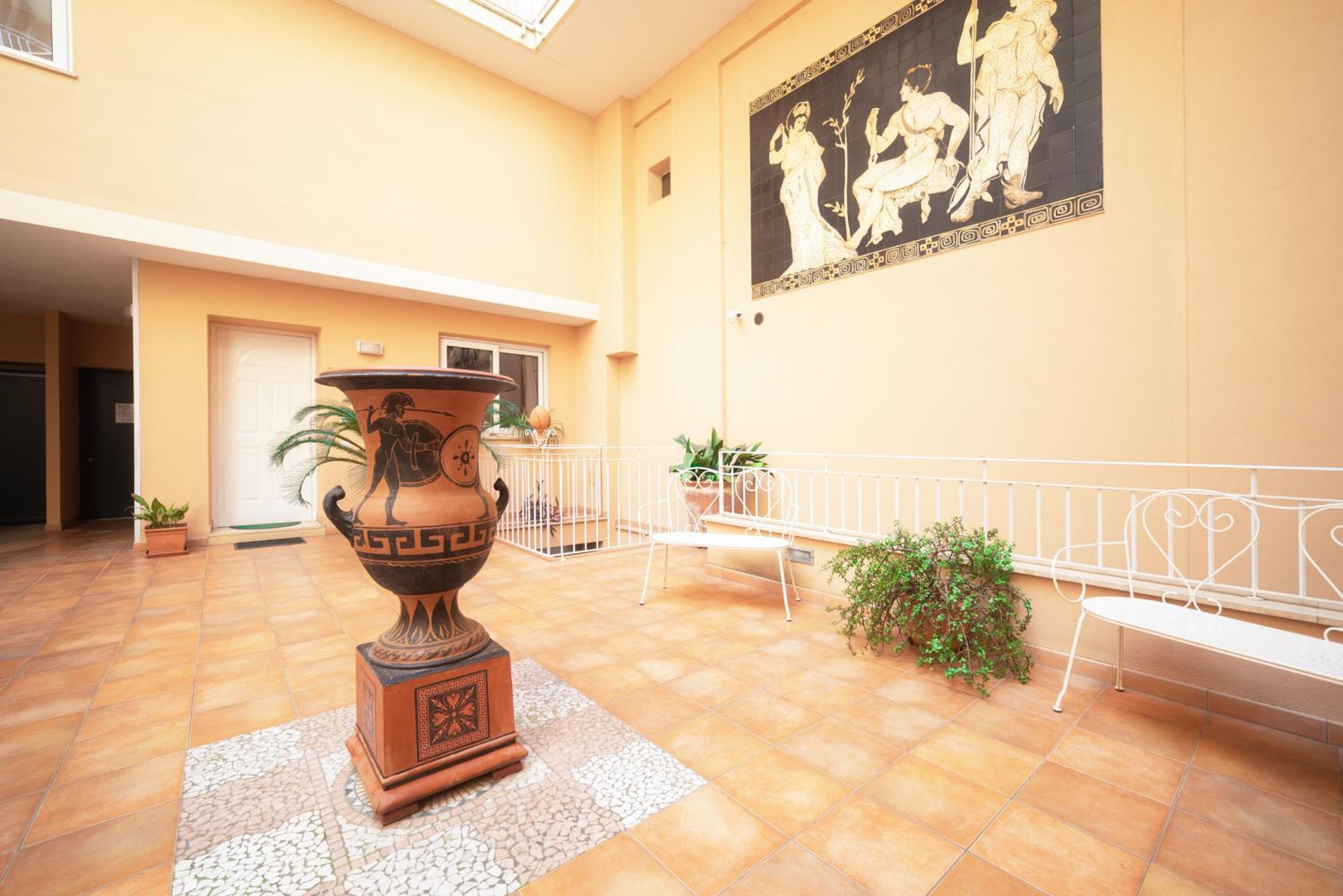 Il Cortile delle Esperidi