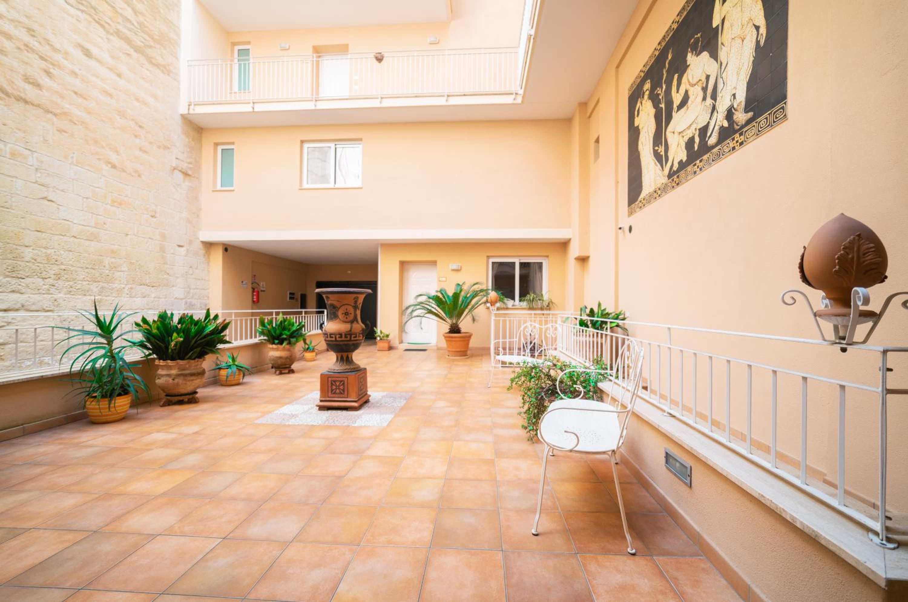 Il Cortile delle Esperidi