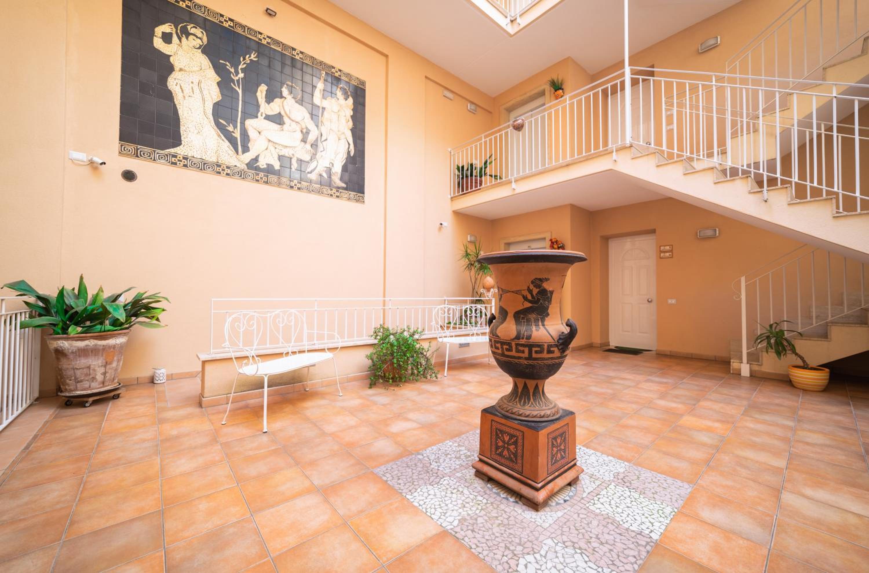 Il Cortile delle Esperidi