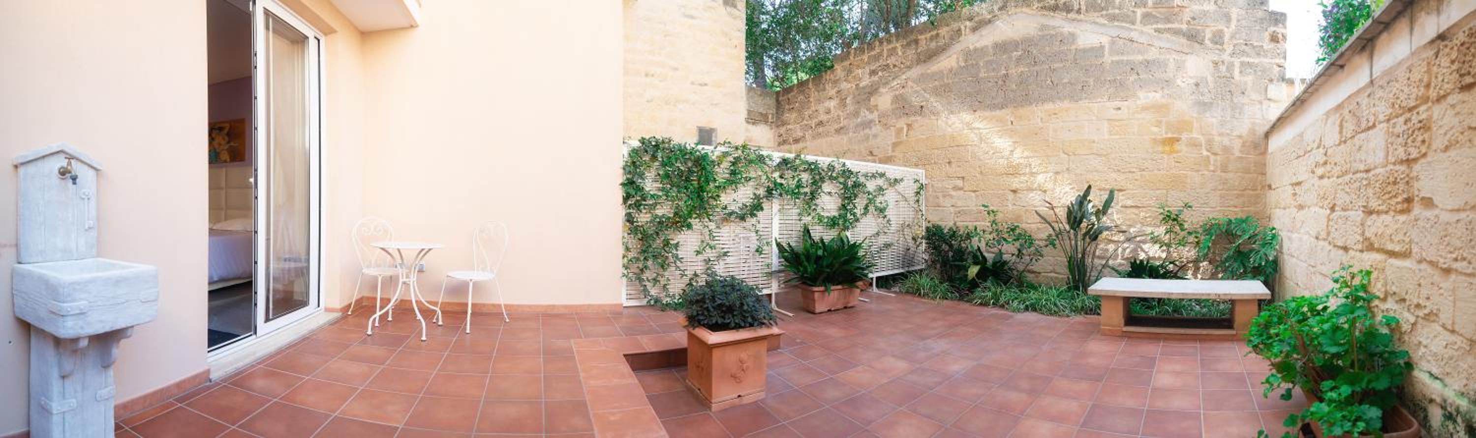 Il Cortile delle Esperidi