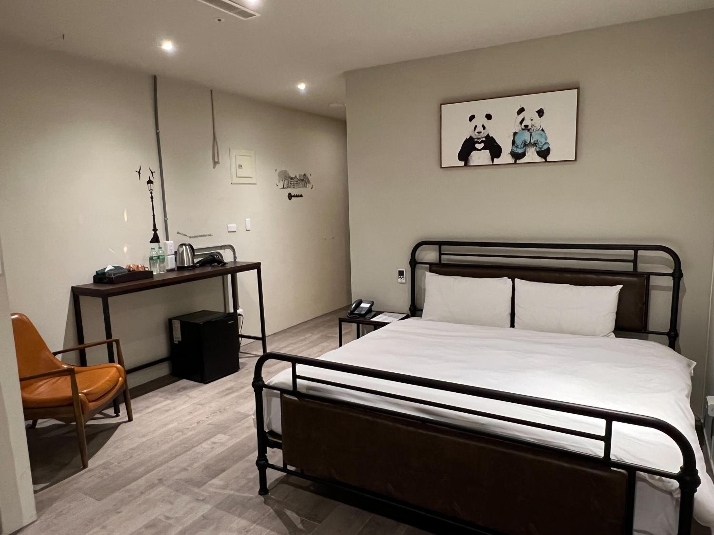 Saint Hostel