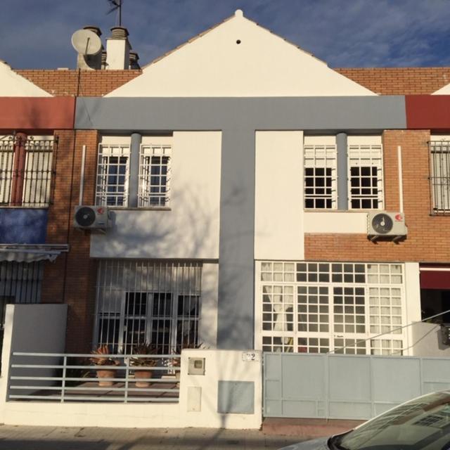 Casa Soleada Calle Tranquila Junto a FIBES view 5