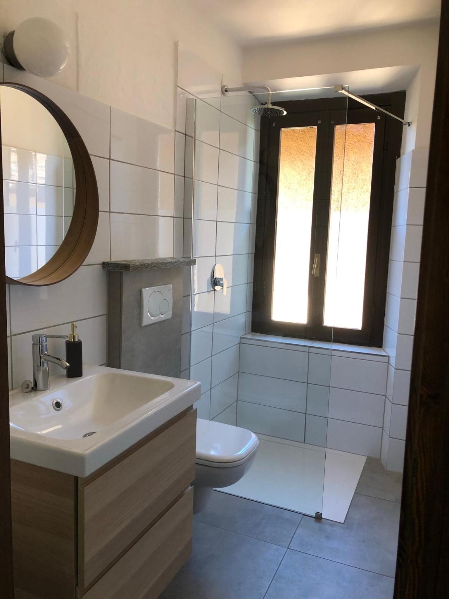 Casa ToBé en Menaggio — bathroom