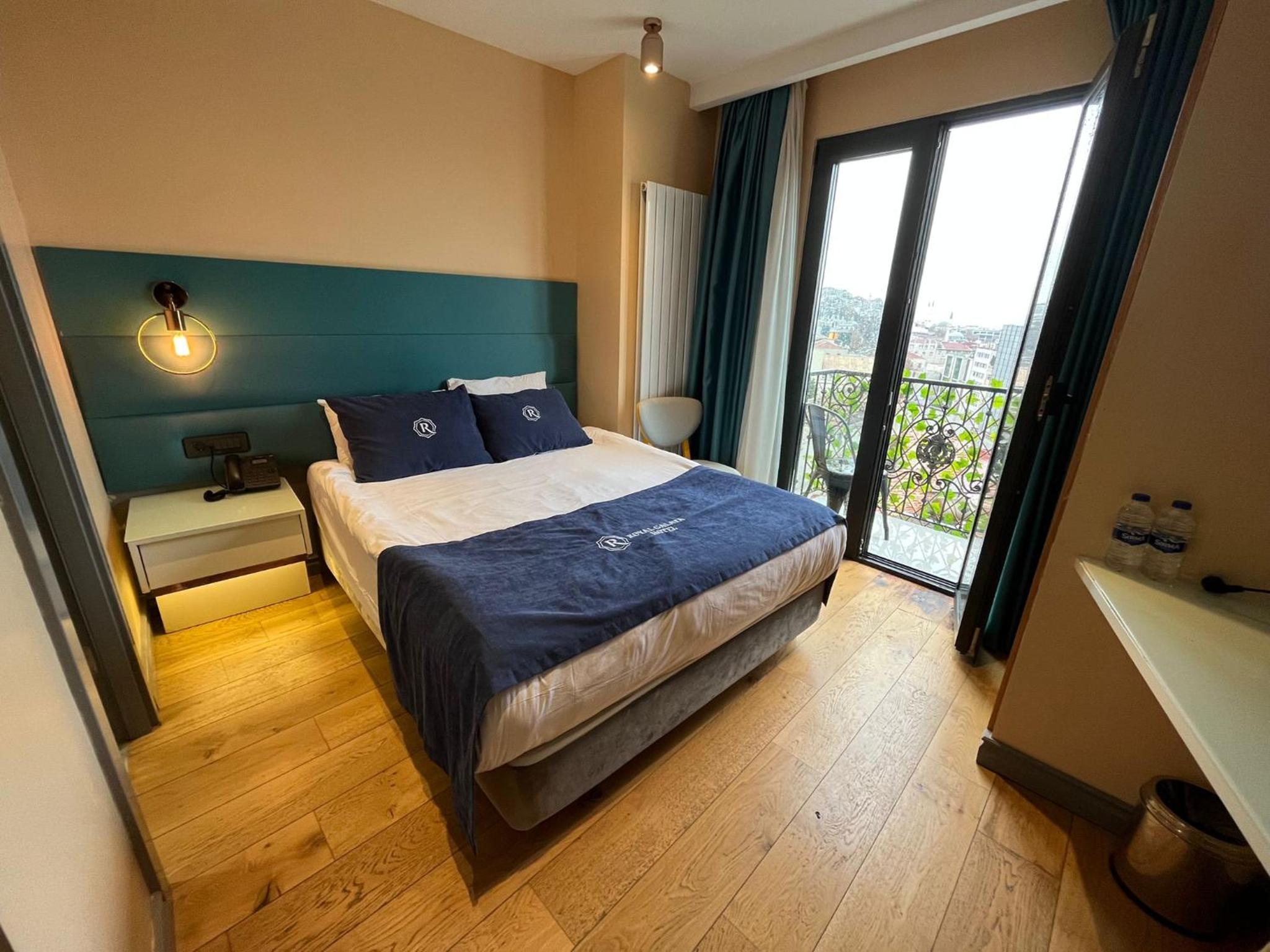 Royal Galata Otel - Image 60