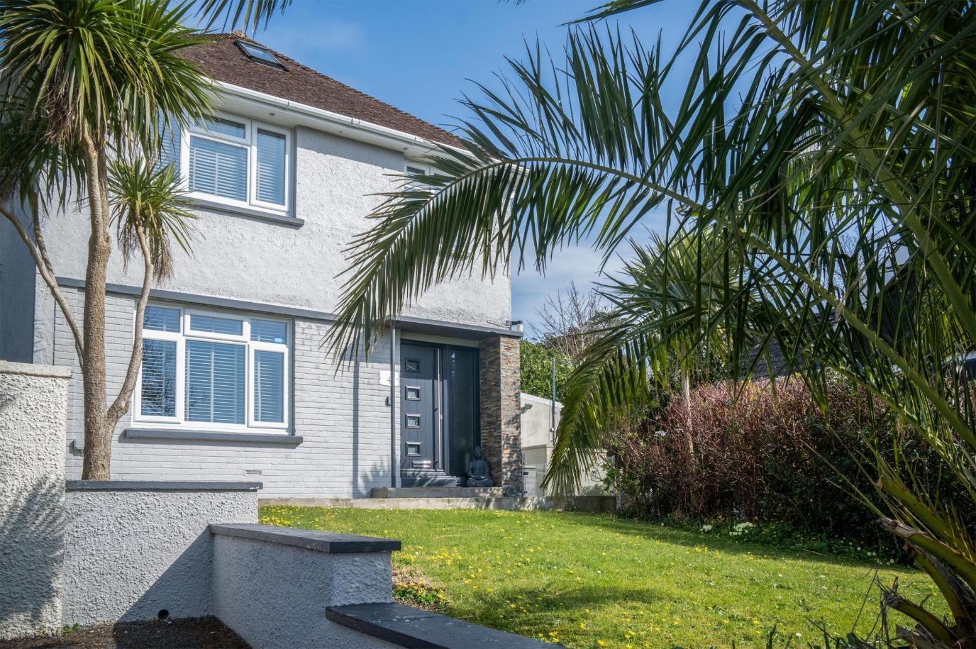 Mayfield House - 4 Bedroom House - Tenby view 4