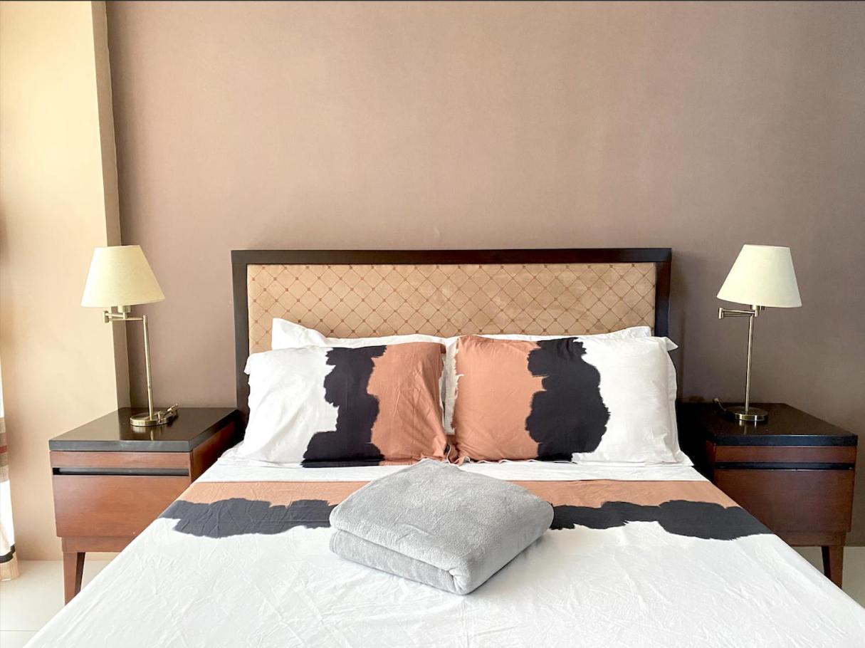 Pico de Loro Spring Style 3BR Unit (Carola A 511) view 3