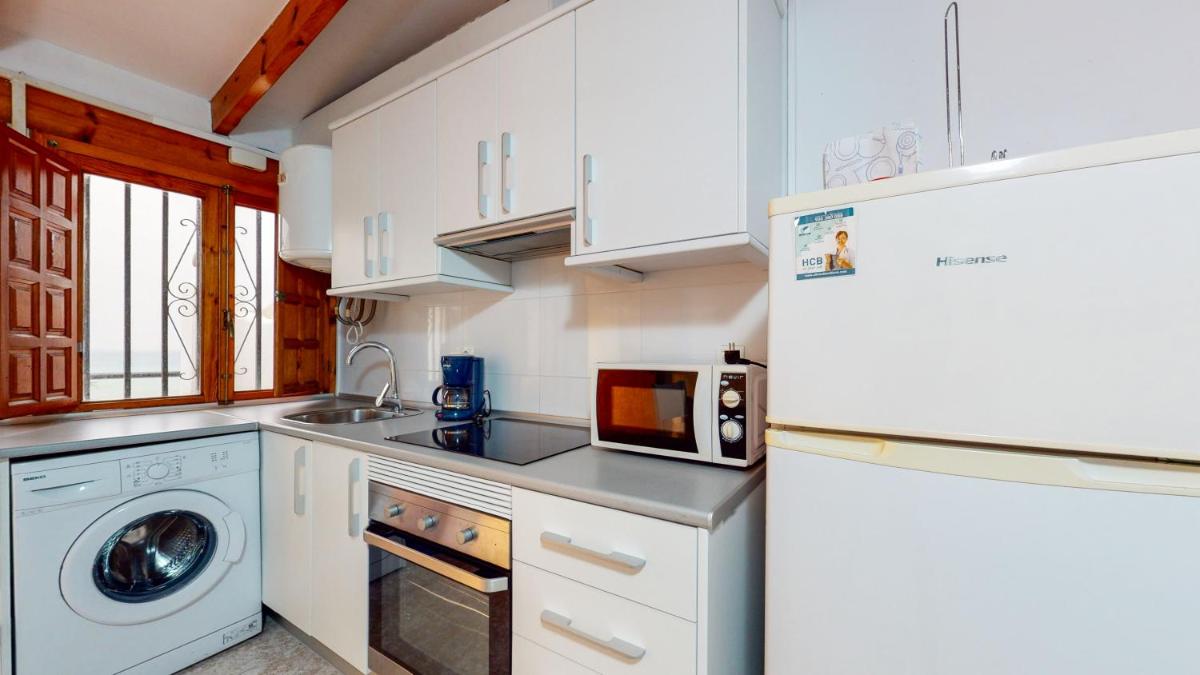 Apartamento en primera linea de playa de Villajoyosa photo 5