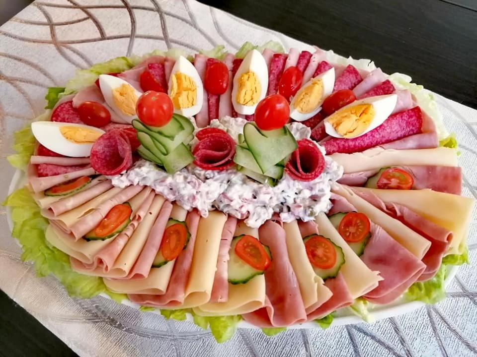 Photo 98