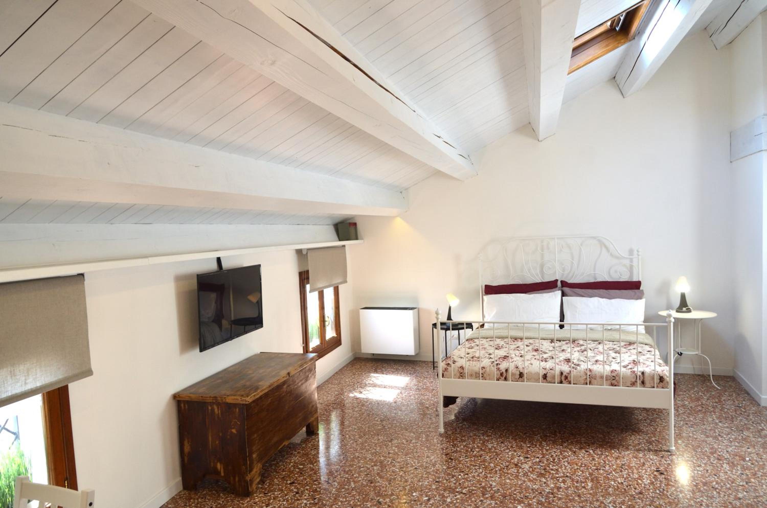 OLLY HOME luxury loft view 3